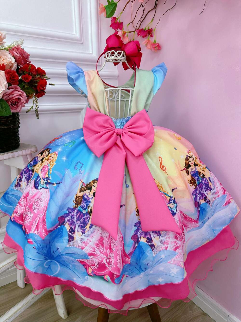 Vestido Infantil Festa da Barbie Princesas Colorido Strass
