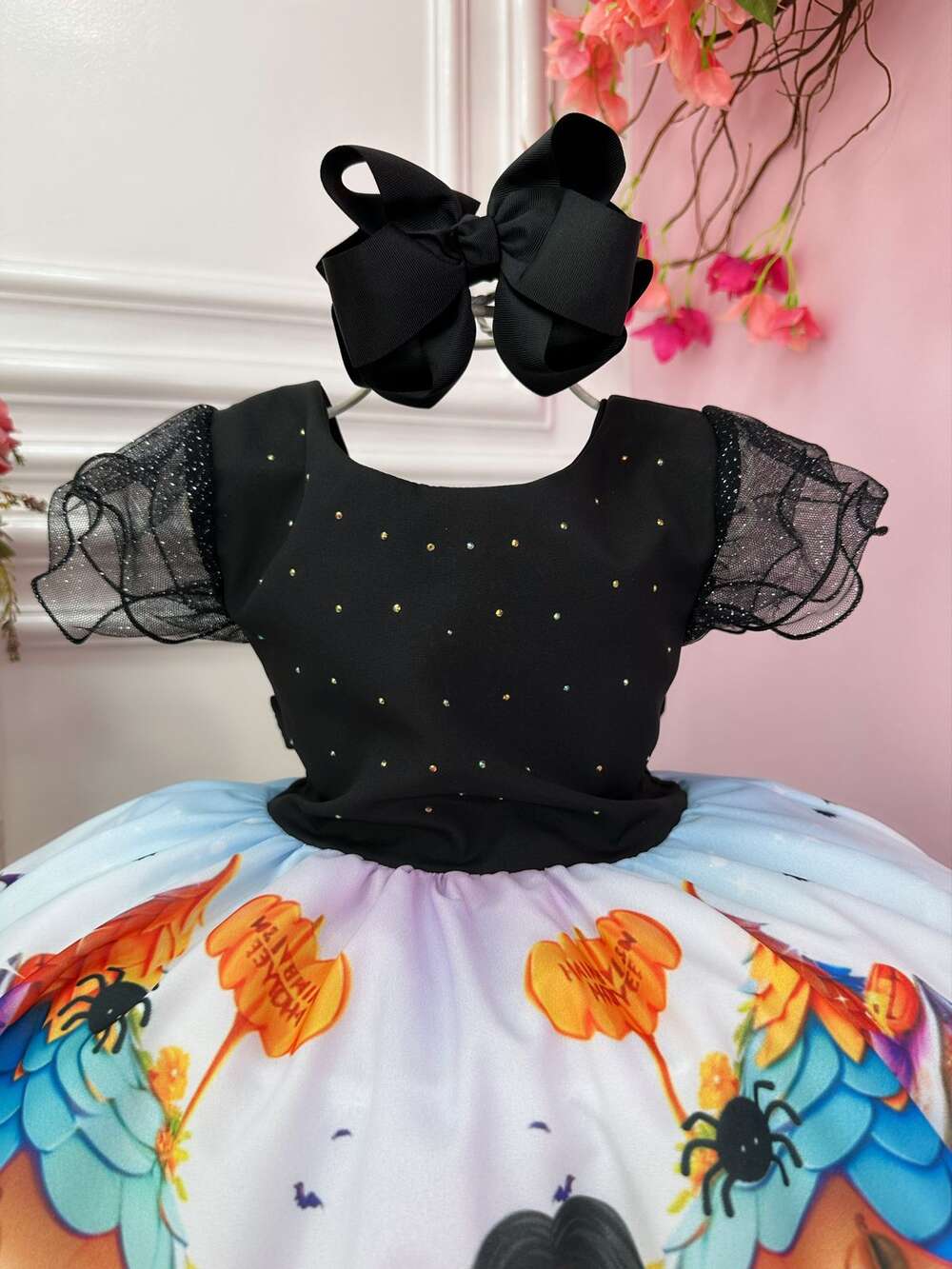 Vestido Infantil Wandinha Halloween Preto Busto Strass