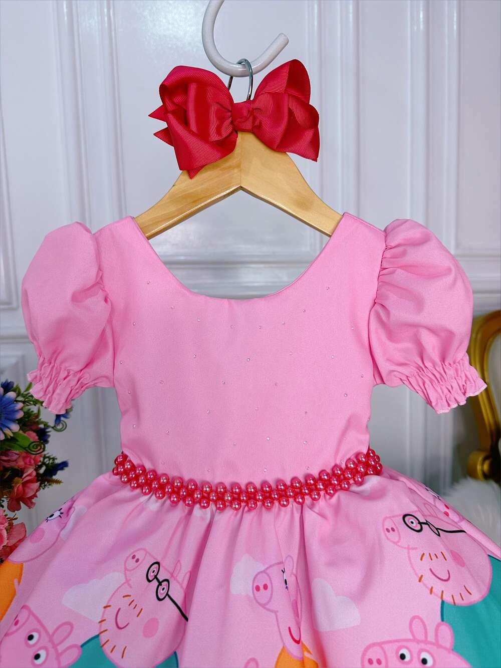 Vestido Infantil Família Peppa Rosa Chiclete Peito Strass