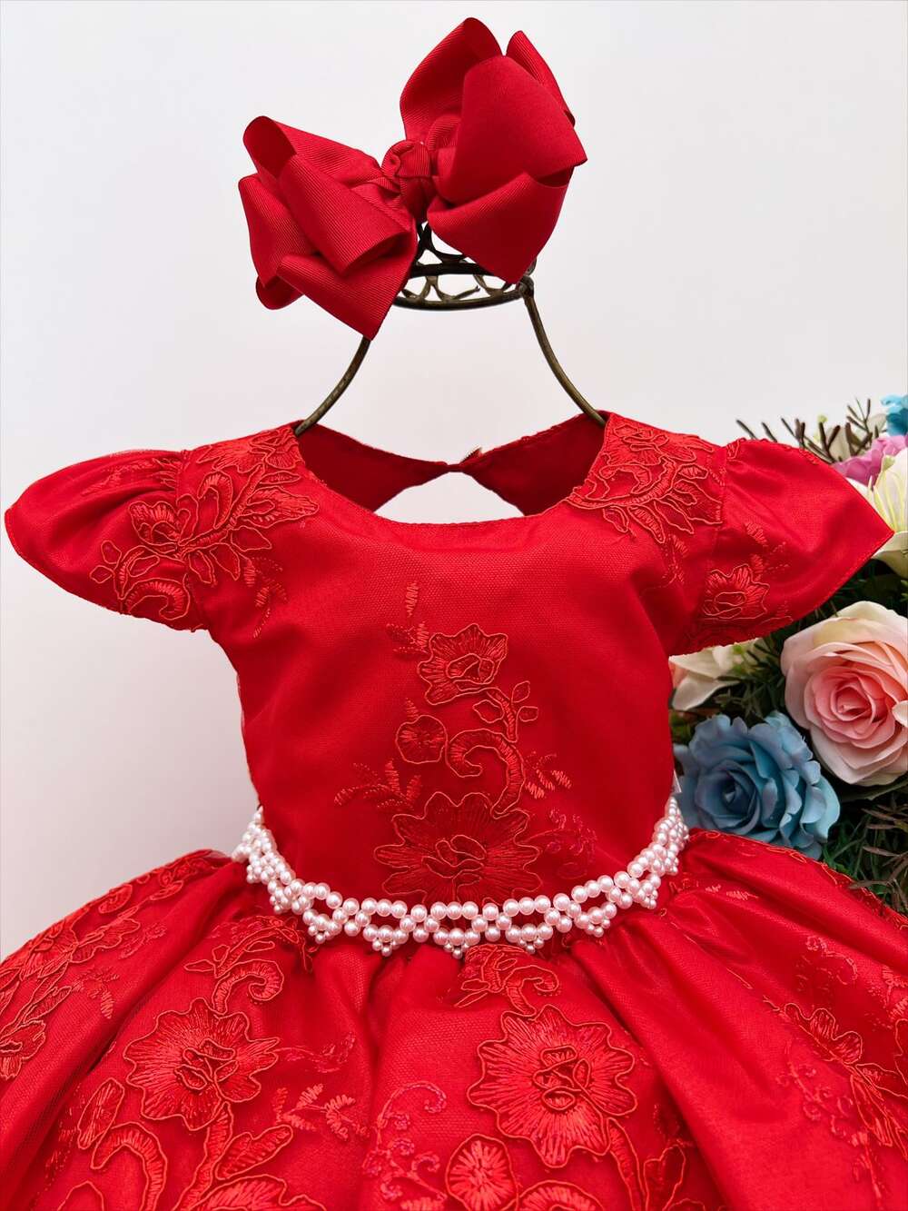 Vestido Infantil Vermelho e Renda Realeza Cinto de Pérolas