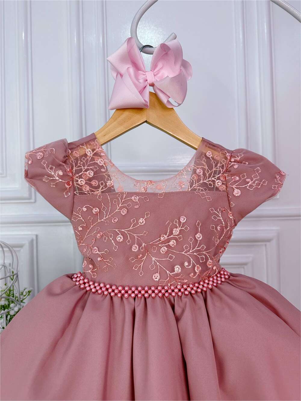 Vestido Infantil Rose e Renda Com Pérolas Luxo