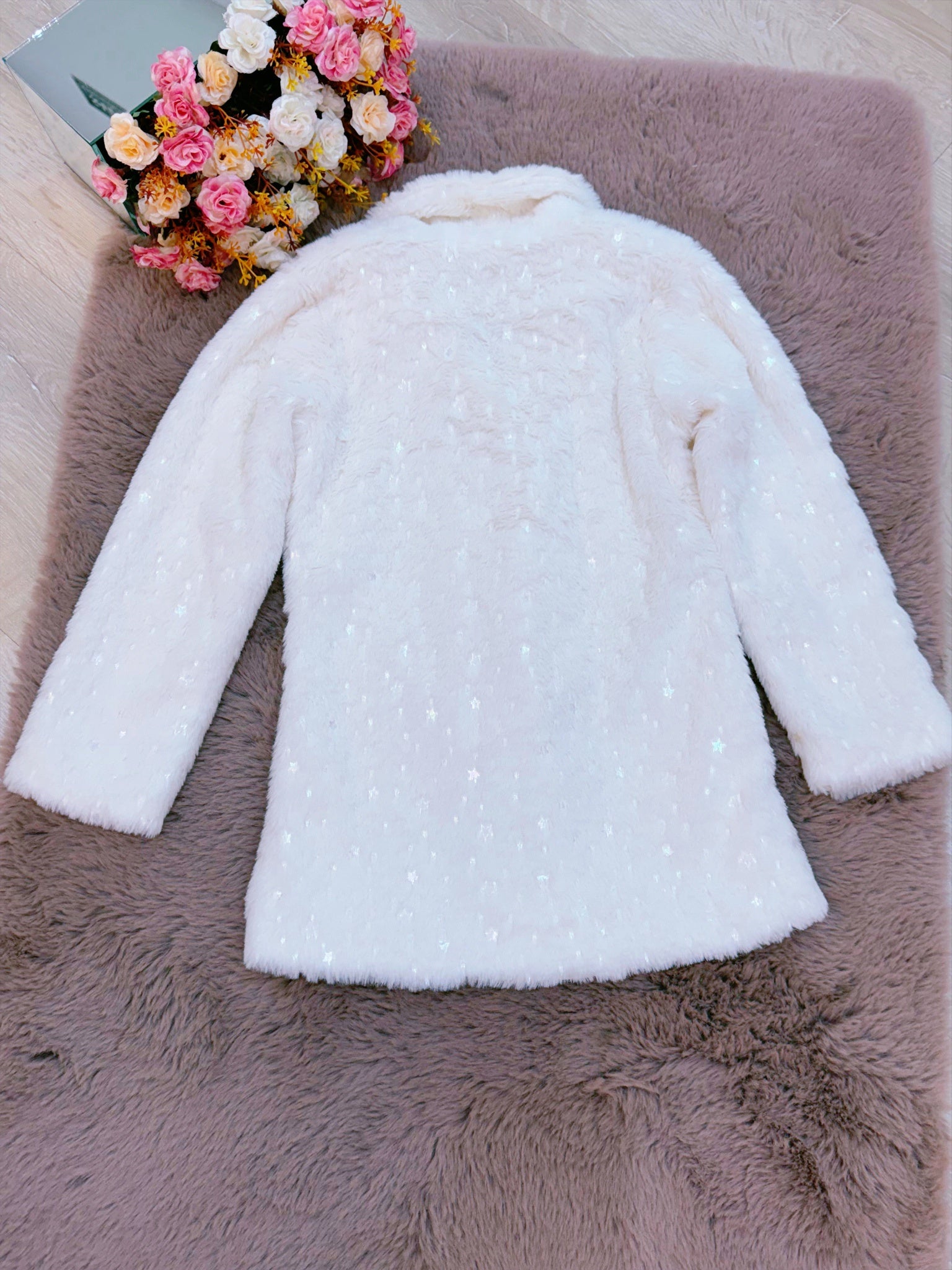 Casaco Infantil Pelúcia Forrado Off White C/ Brilho e Botões