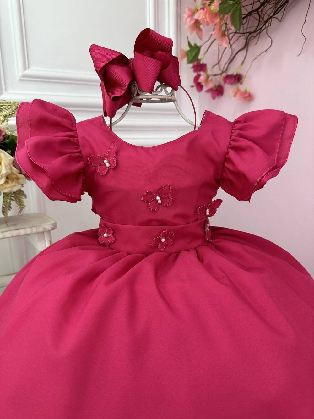 Vestido Infantil Pink Com Apliques de Borboletas e Flores