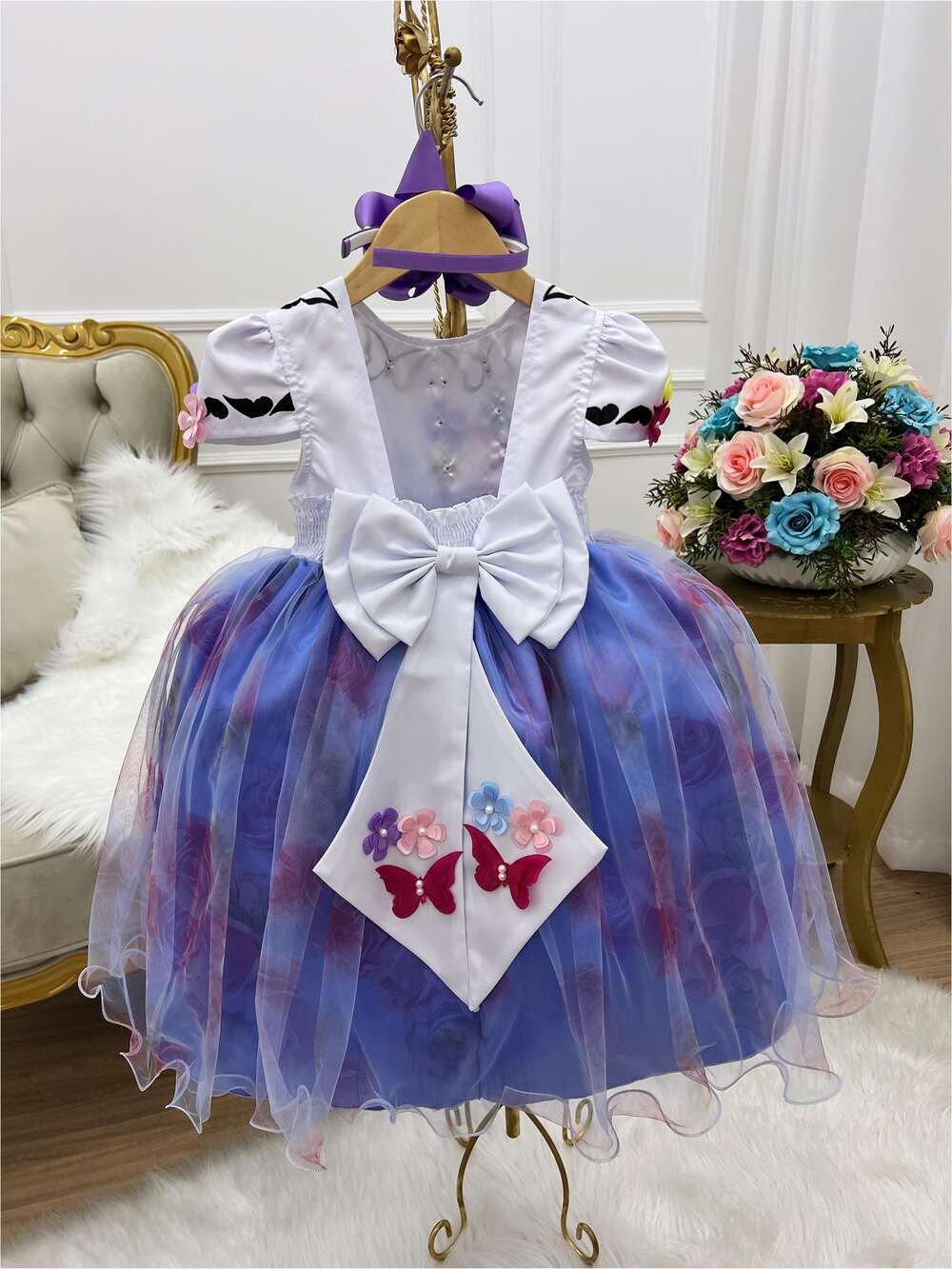 Vestido Infantil Encanto Aplique Flores Borboletas Floral Jardim Lilas