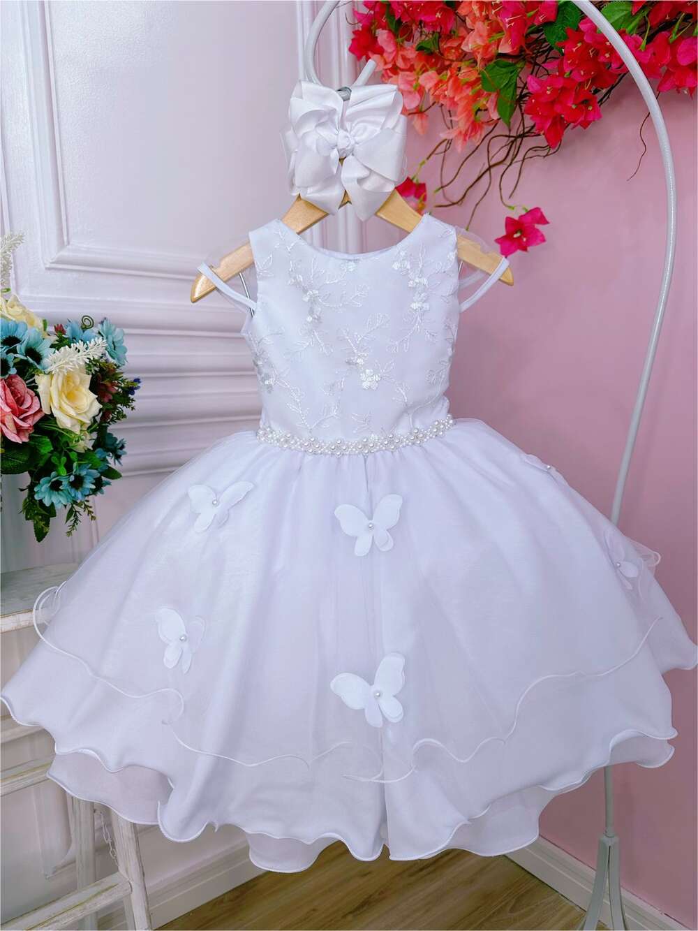 Vestido Infantil Branco C/ Renda e Aplique de Borboletas