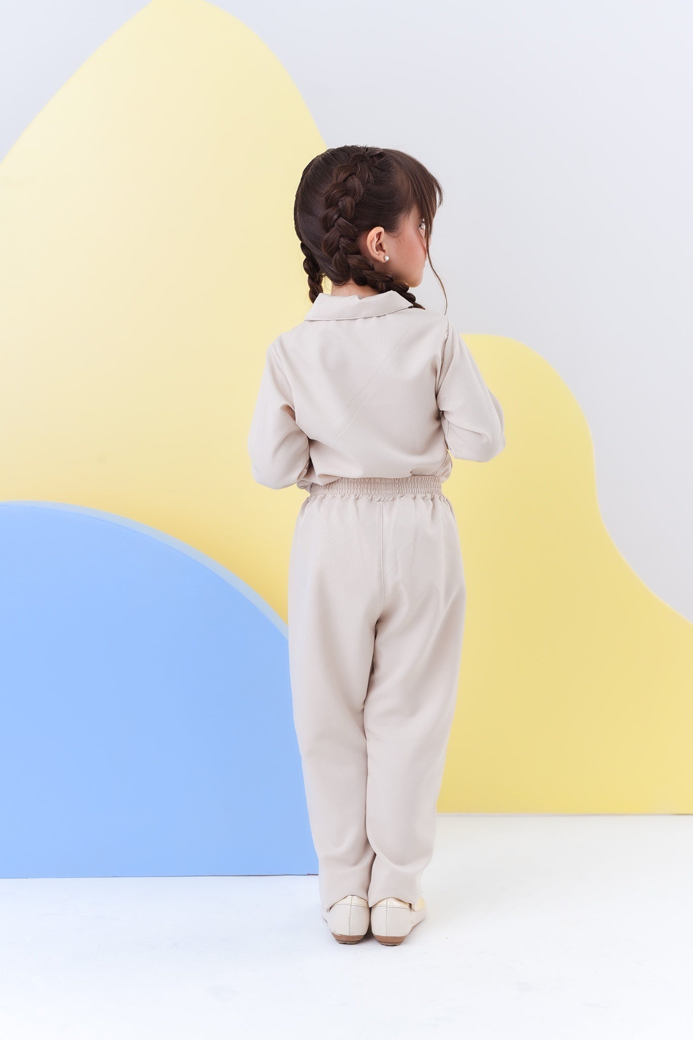 Conjunto infantil Nude Com Camisa e Calça Casual Luxo
