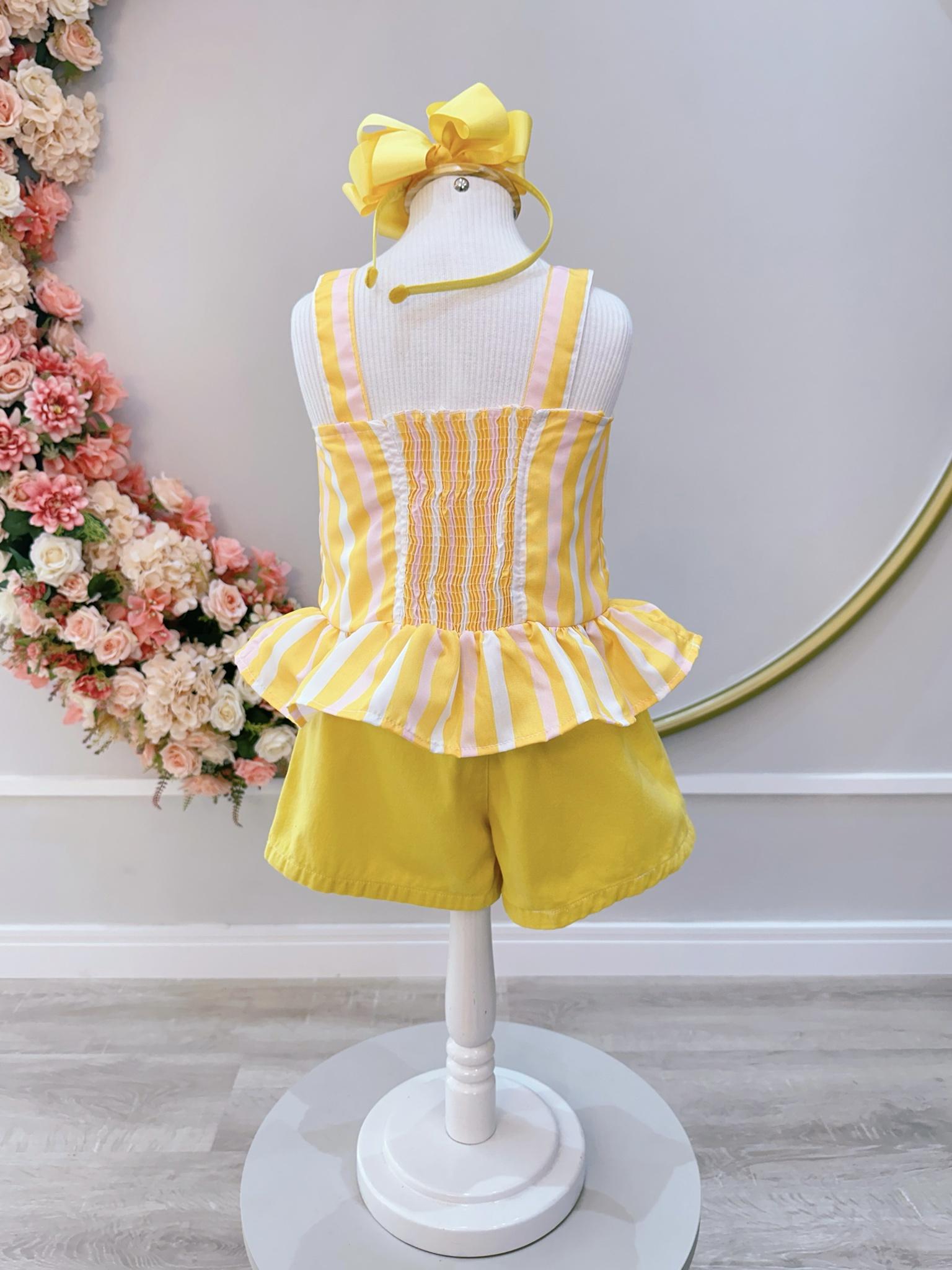 Conjunto Meninas Amarelo Listrado C/ Short e Pulseira