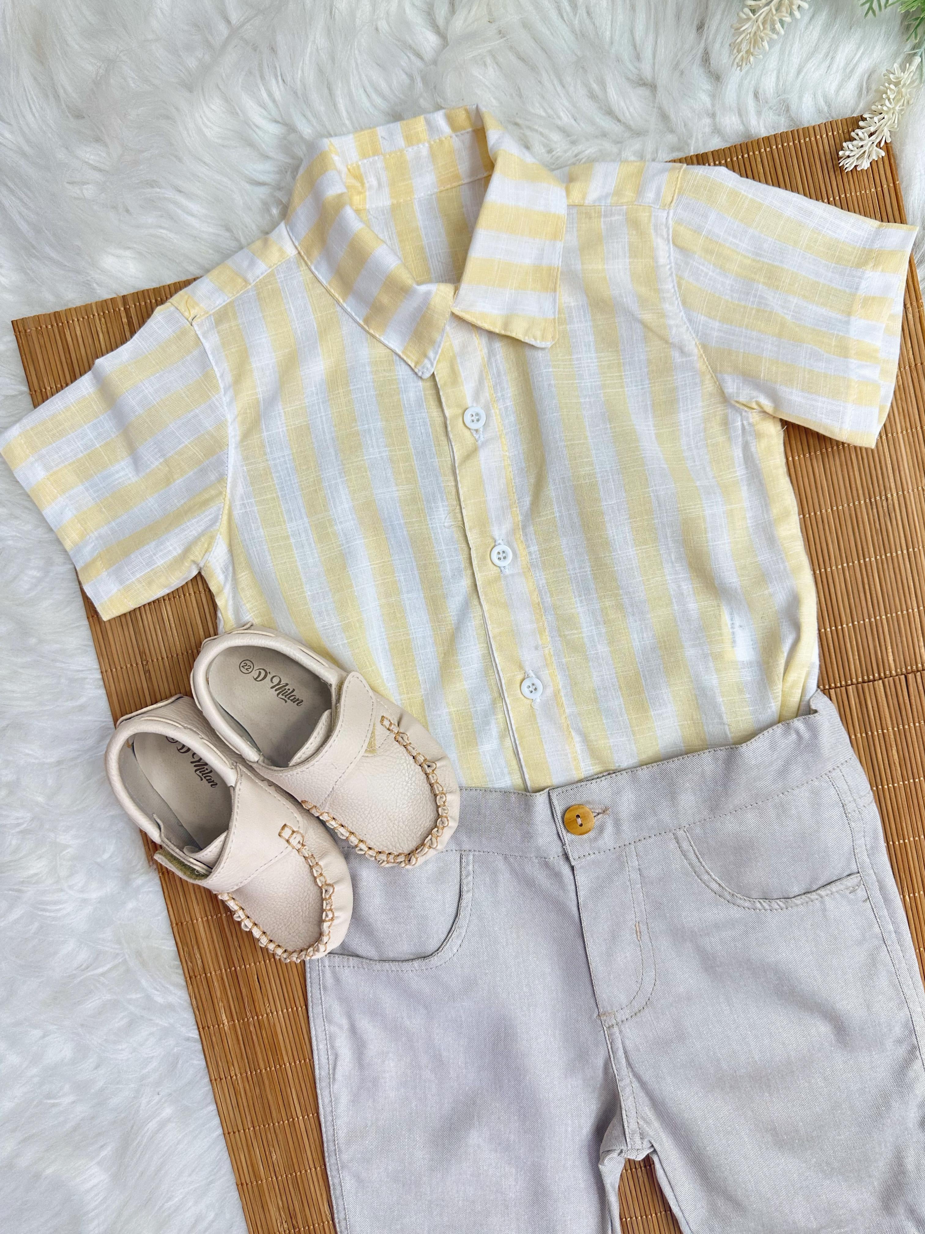 Conjunto Meninos Camisa Listrada Amarela Bermuda Bege Casual