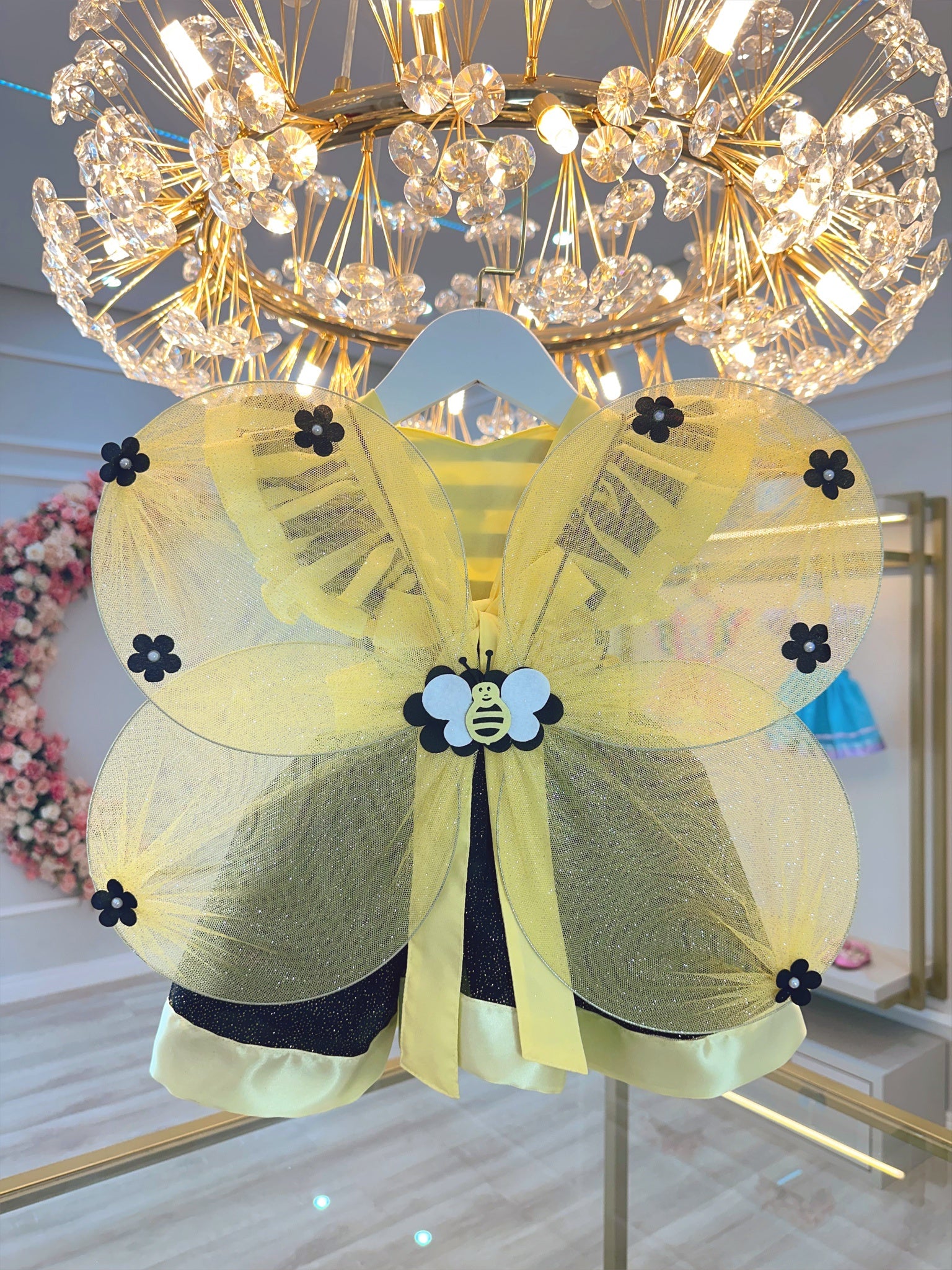 Romper Abelhinha Com Asa e Apliques Luxo Amarelo