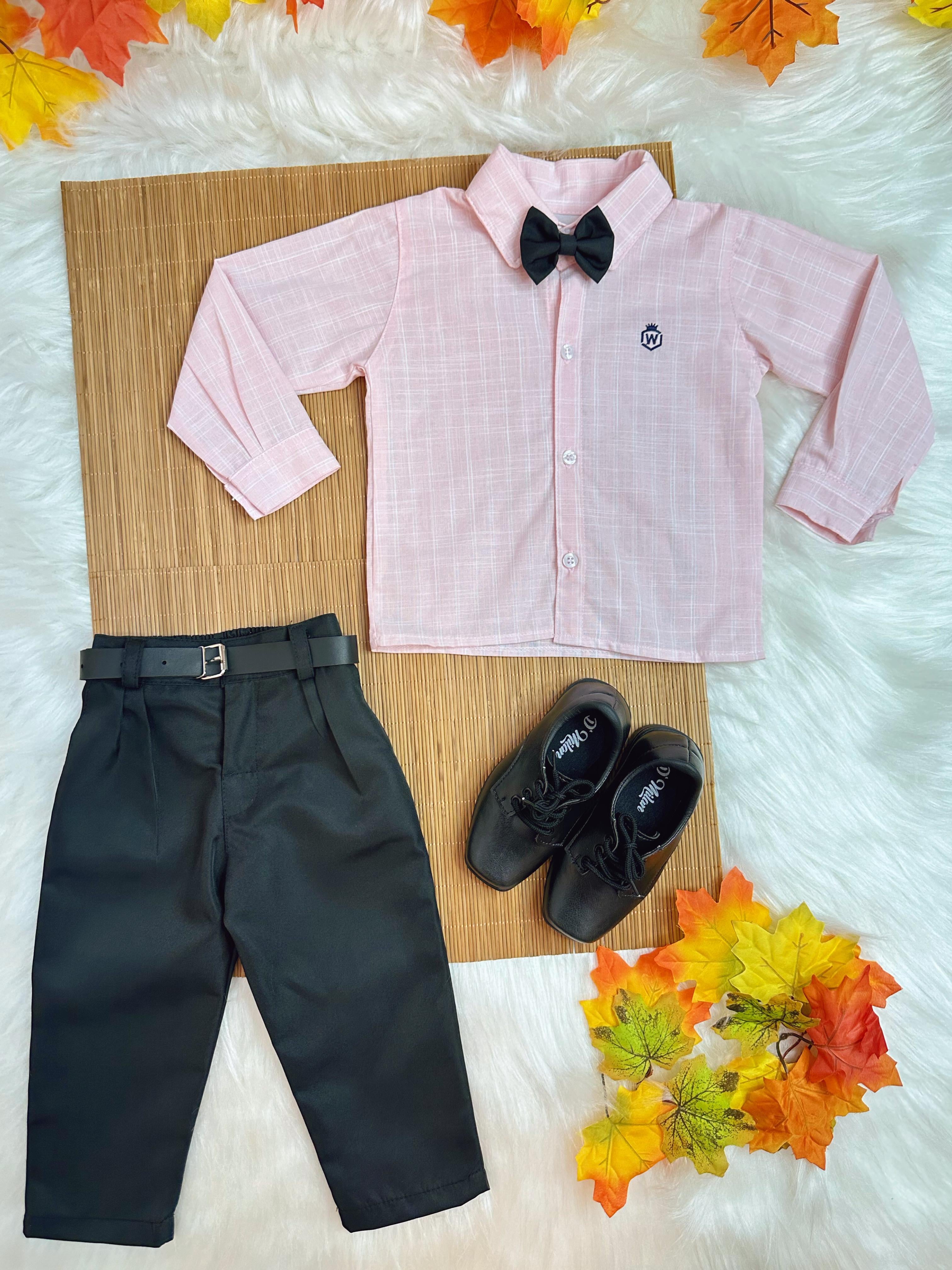 Conjunto Infantil Camisa Listrada Salmão e Calça Preta Cinto