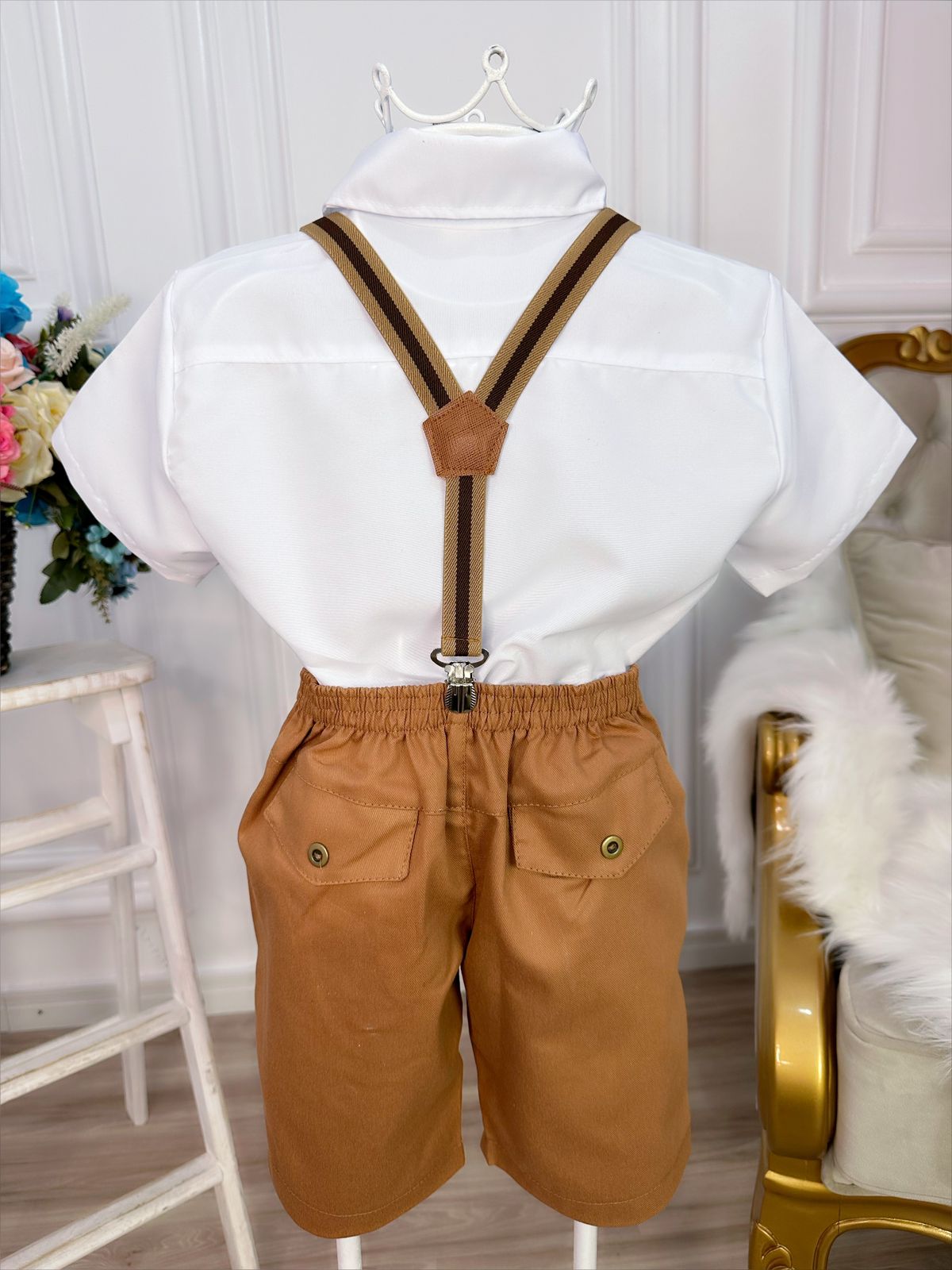 Conjunto Social Short Camisa Gravata Susp. Caramelo Escuro