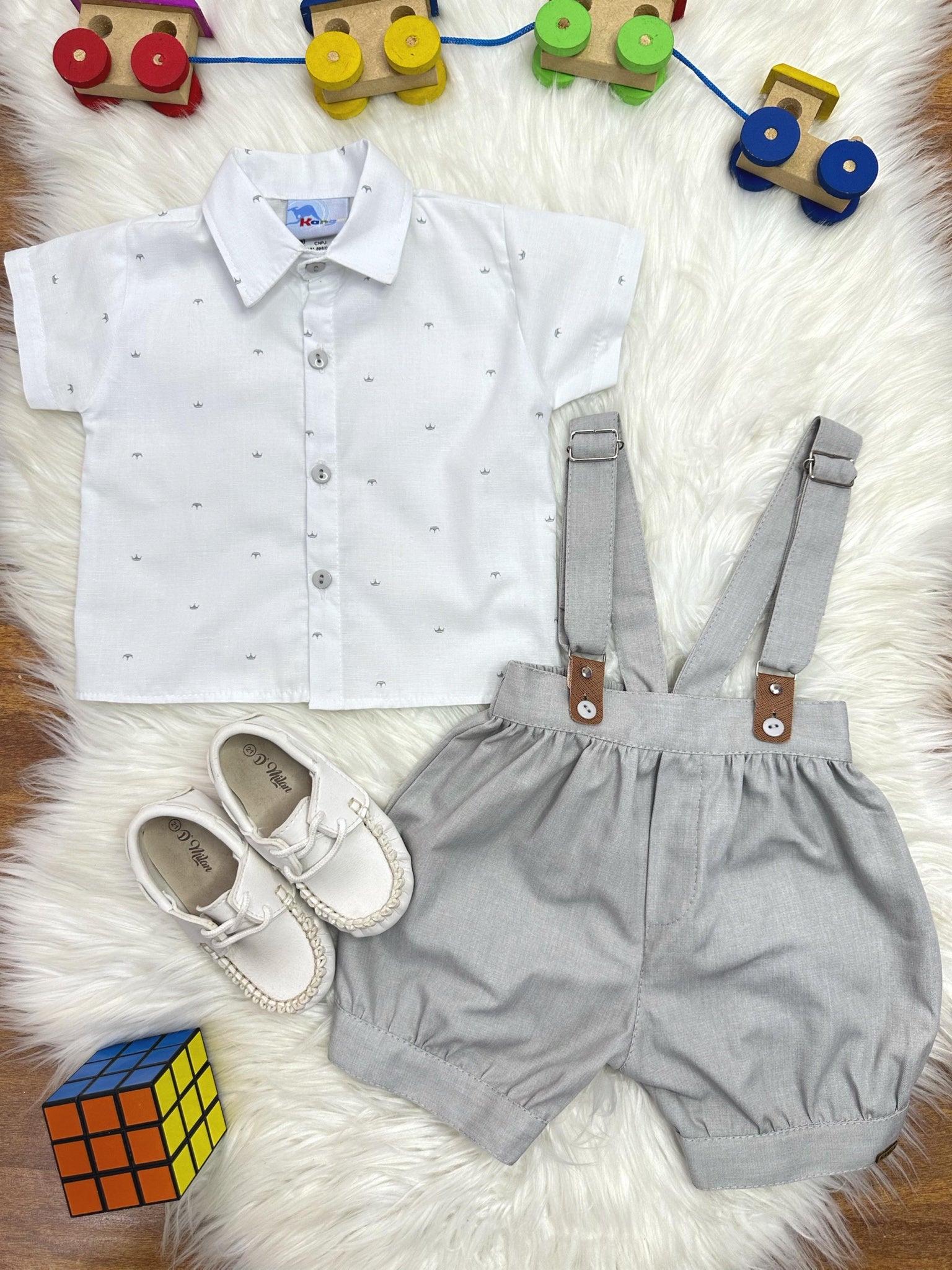 Conjunto Social Bebê Camisa Branca Short Gravata e Susp. Cinza