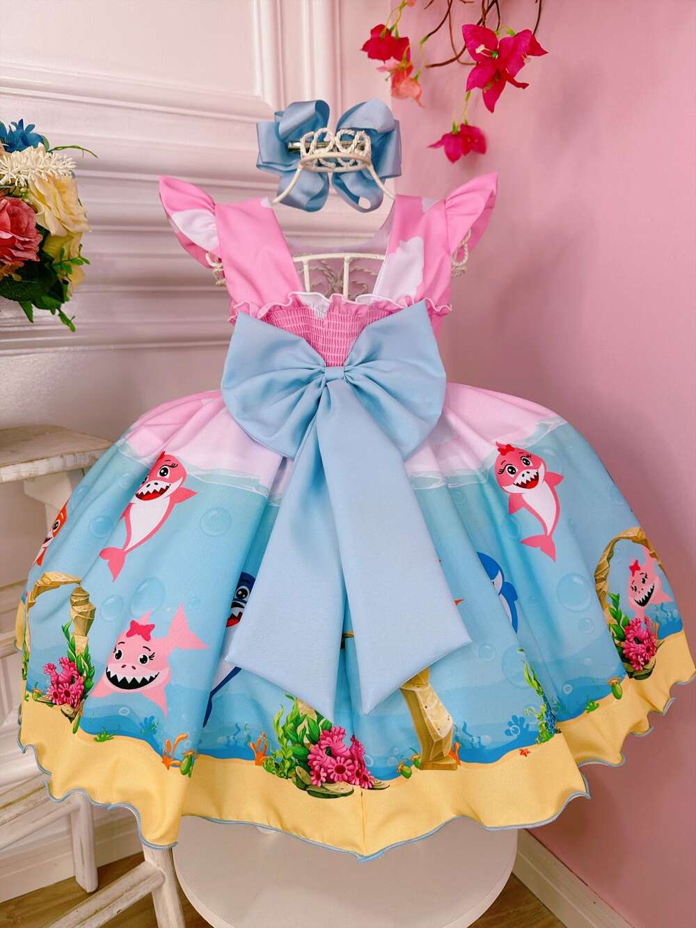 Vestido Infantil Baby Shark Rosa C/ Cinto de Pérolas Luxo