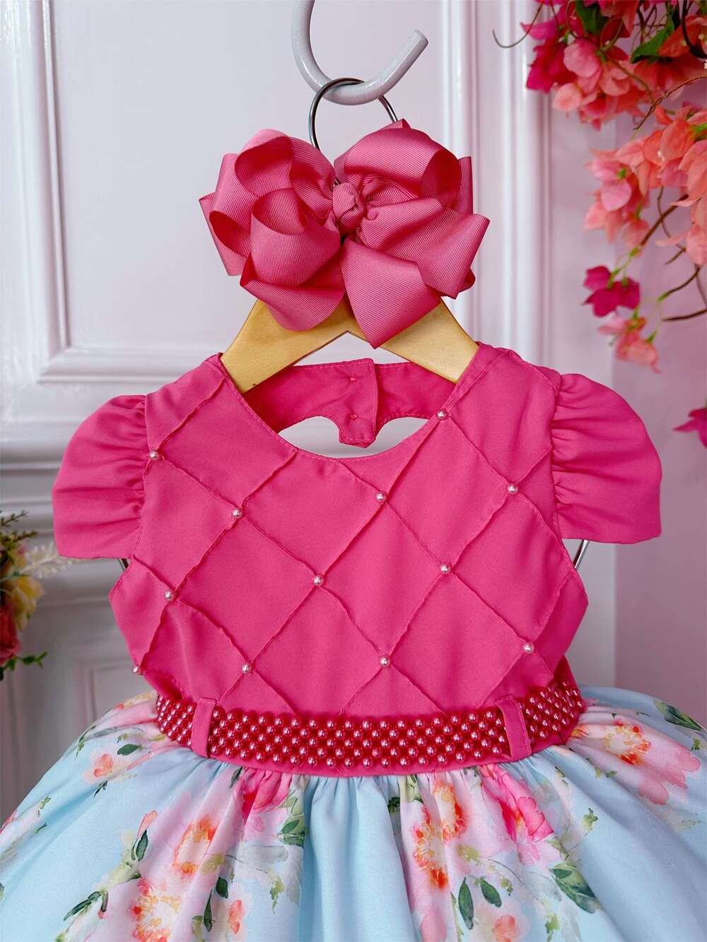 Vestido Infantil Rosa Chiclete Peito Nervura Florido Pérolas