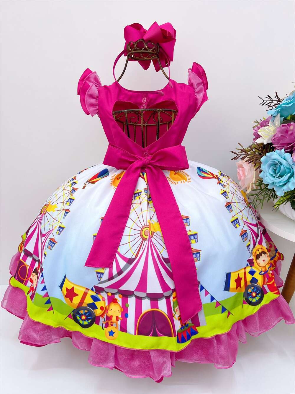 Vestido Infantil Circo Rosa Chiclete Carrossel Cinto Strass