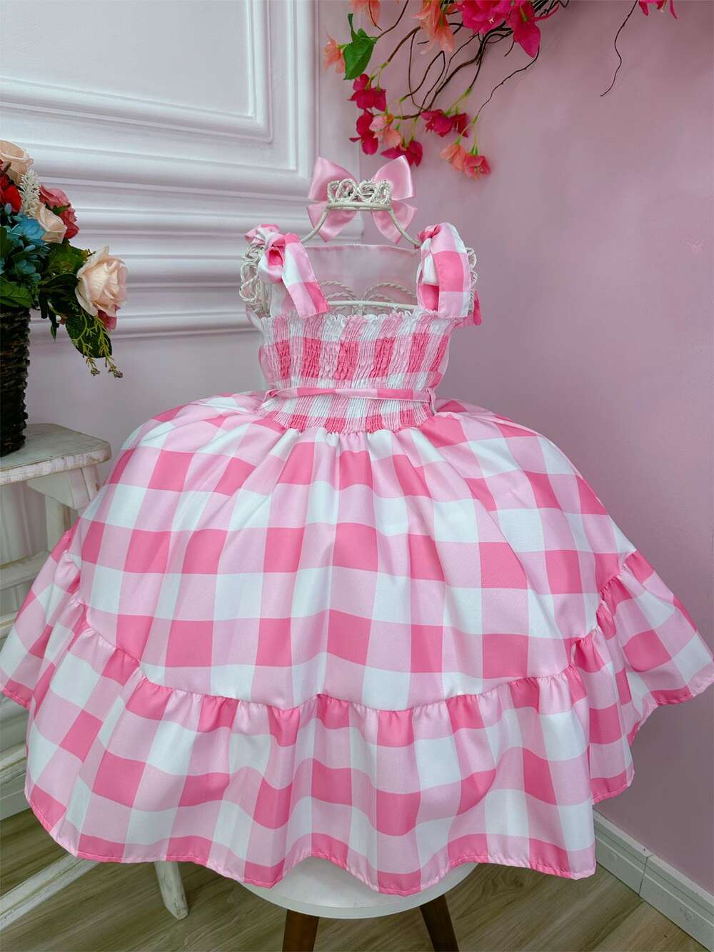 Vestido Infantil Barbie Xadrez Rosa Bebê Com Laço