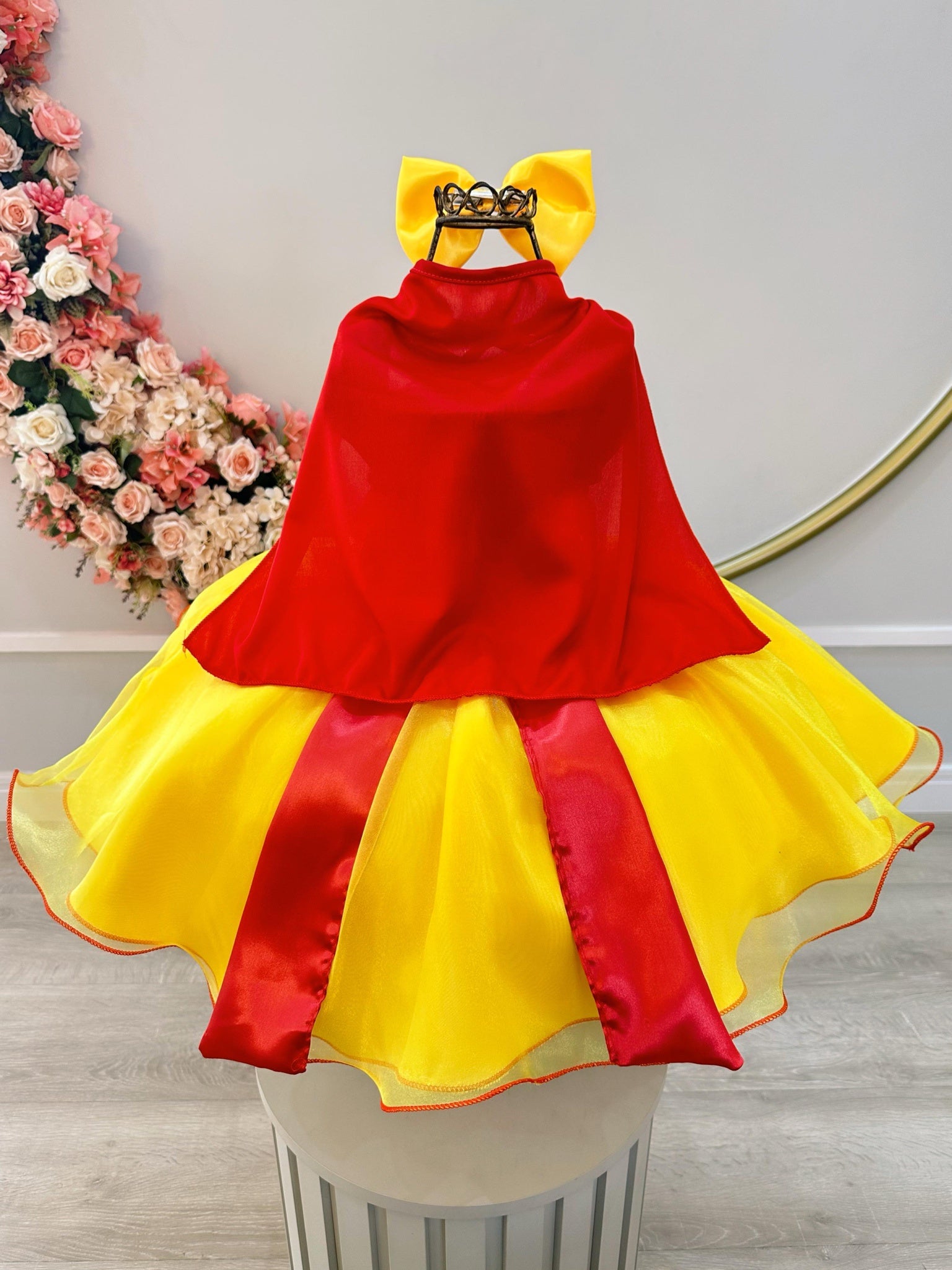 Vestido Fantasia Infantil Princesa Branca de Neve C/ Capa