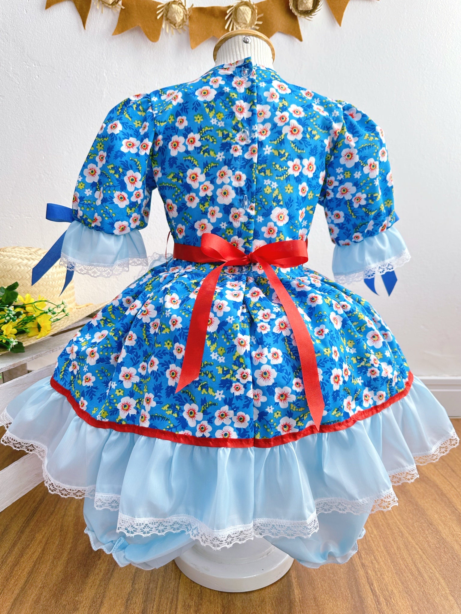 Vestido Infantil Junino Arraiá Azul Desenho Flores Coloridas