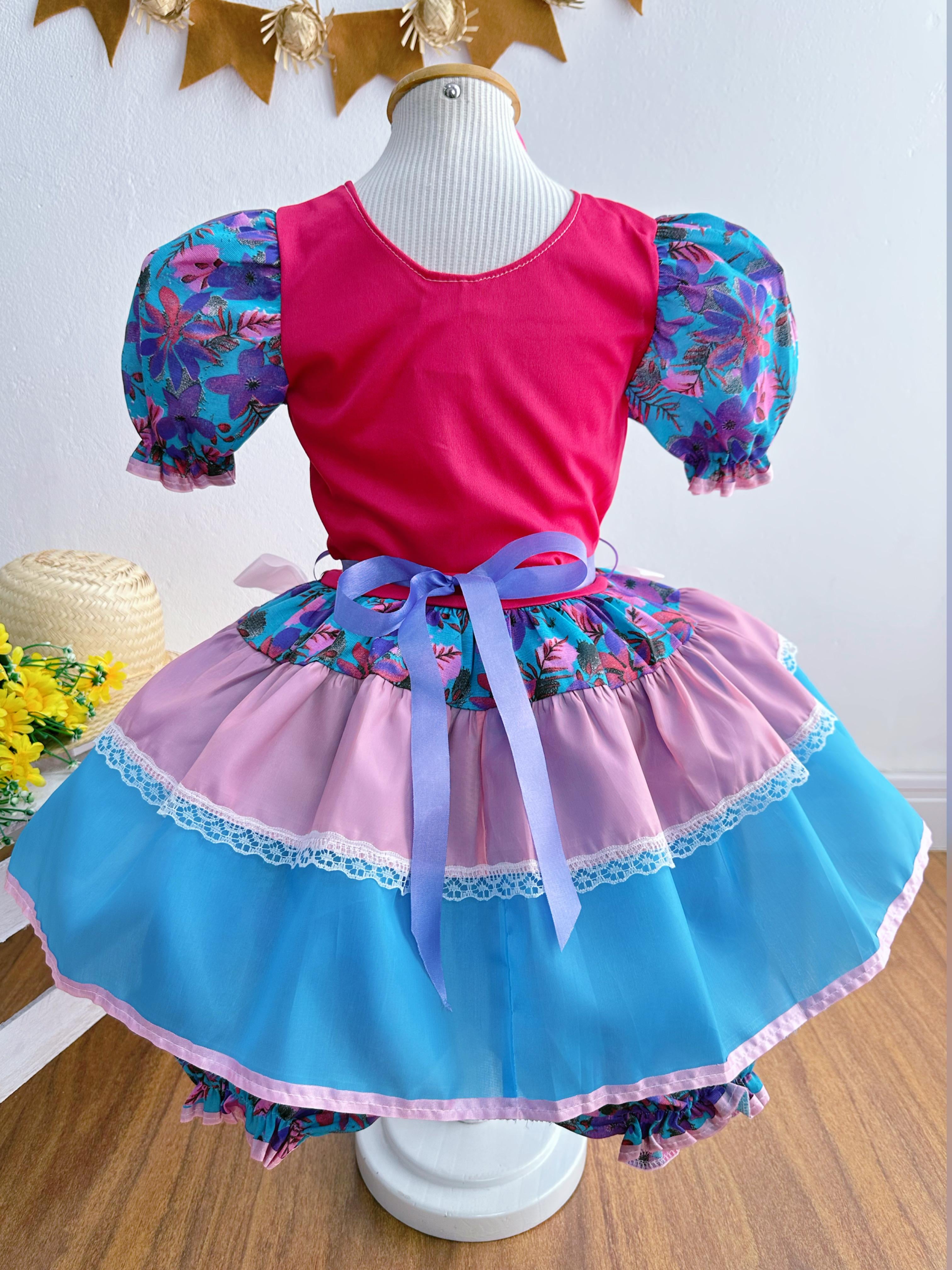 Fantasia Infantil Junino Pink e Azul Com Flores Coloridas
