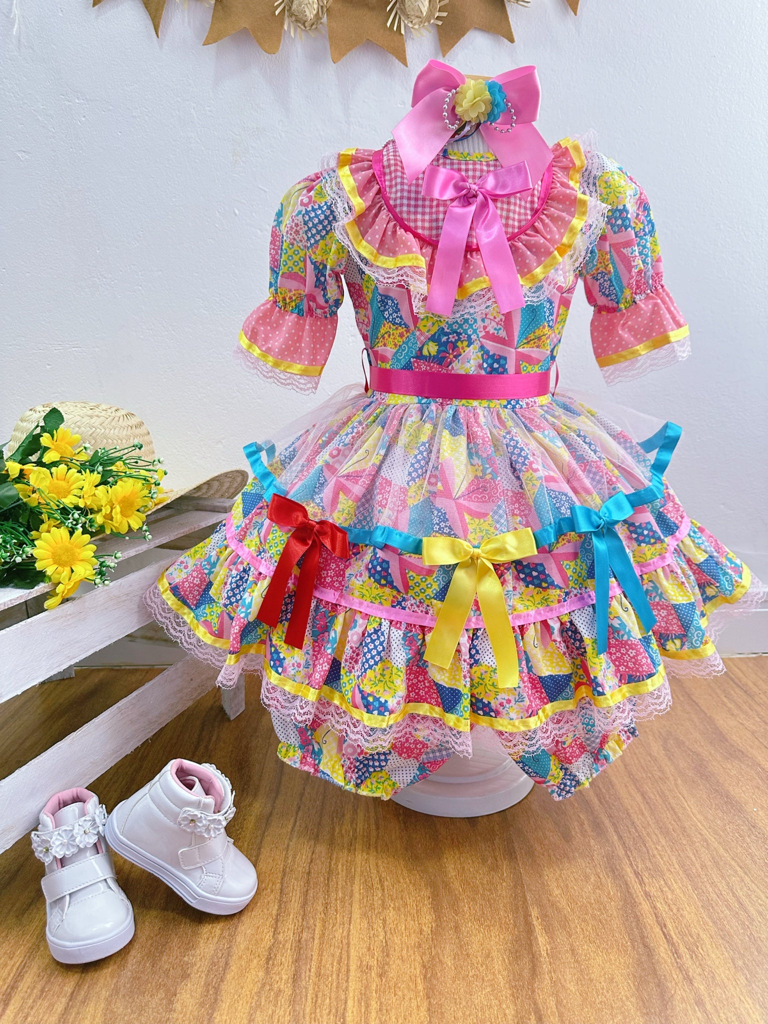 Vestido Infantil Junino Rosa Com Estampa Colorida Festas
