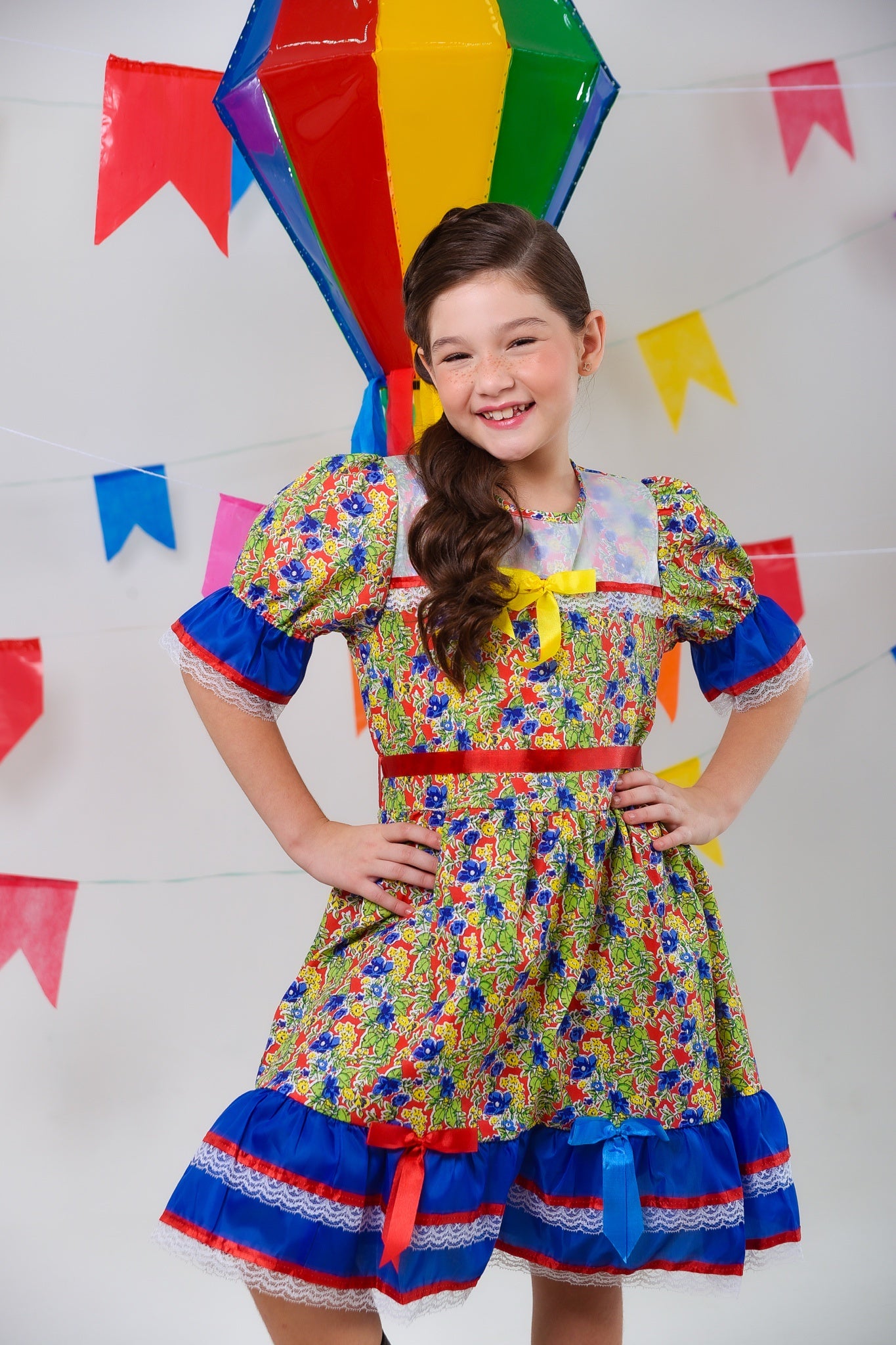 Fantasia Infantil Junino Verde Com Estampa Florzinhas Festas