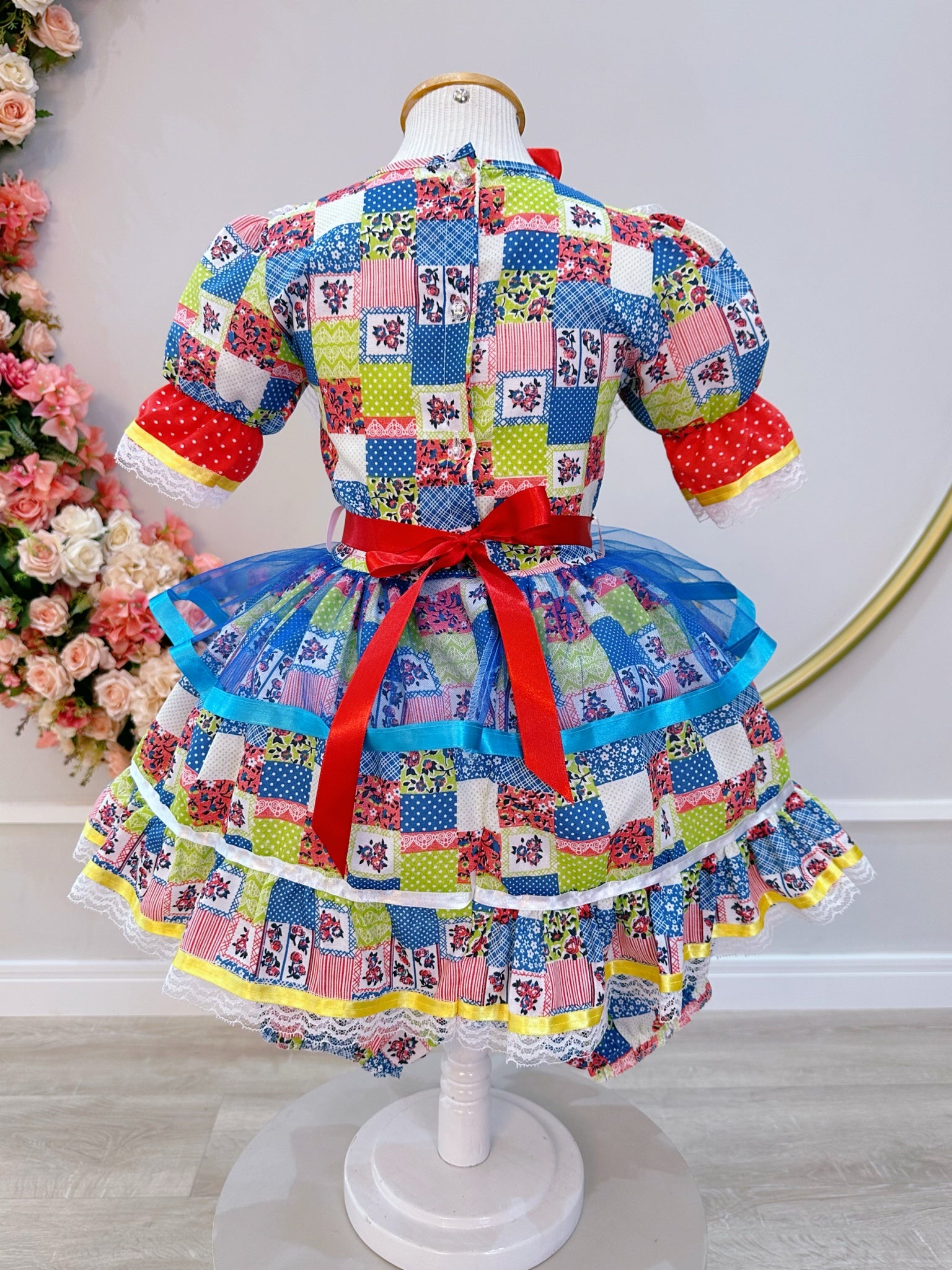 Vestido Infantil Junino Arraiá Caipira Com Estampa Colorida