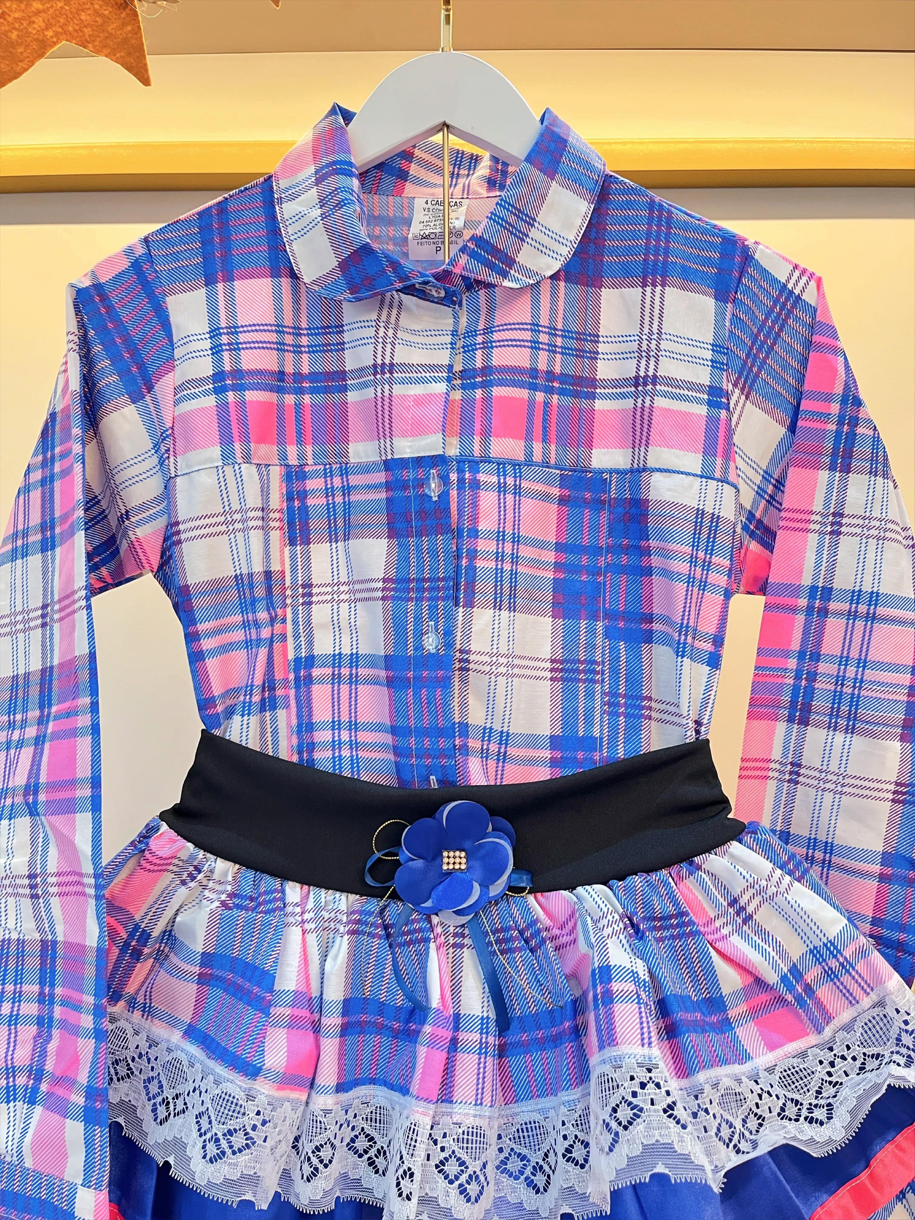 Conjunto Luxo Adulto Junino Camisa e Saia Xadrez Azul Colorido