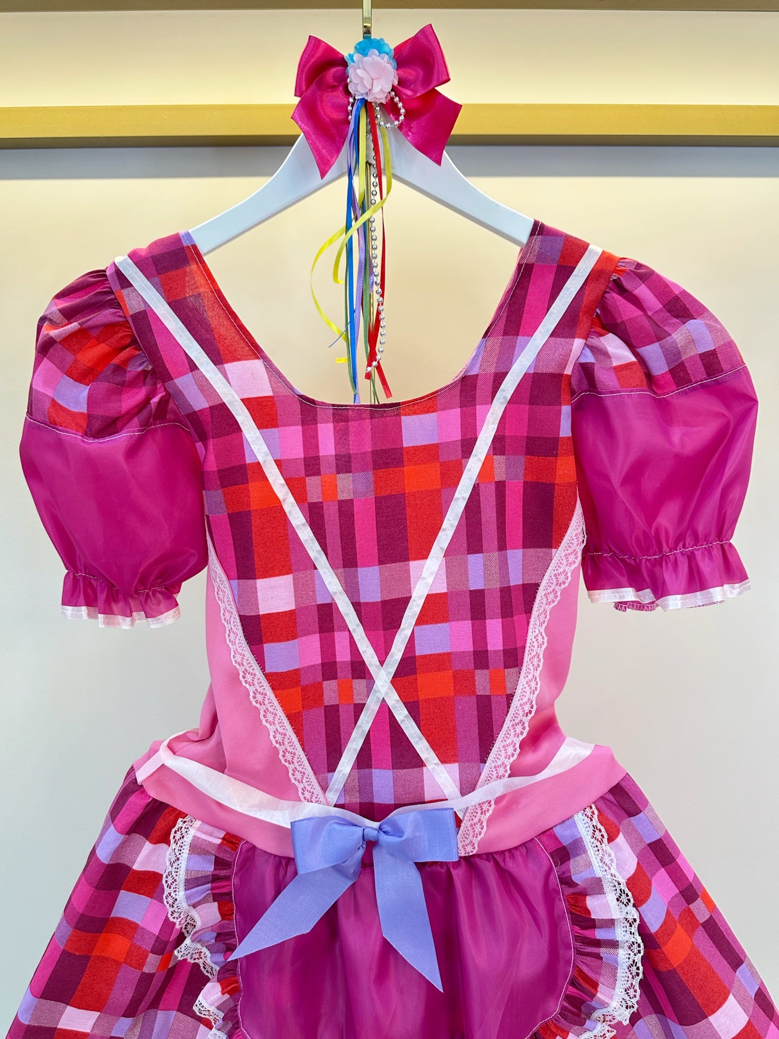 Fantasia Adulto Junino Arraiá Rosa Chiclete Xadrez Colorido