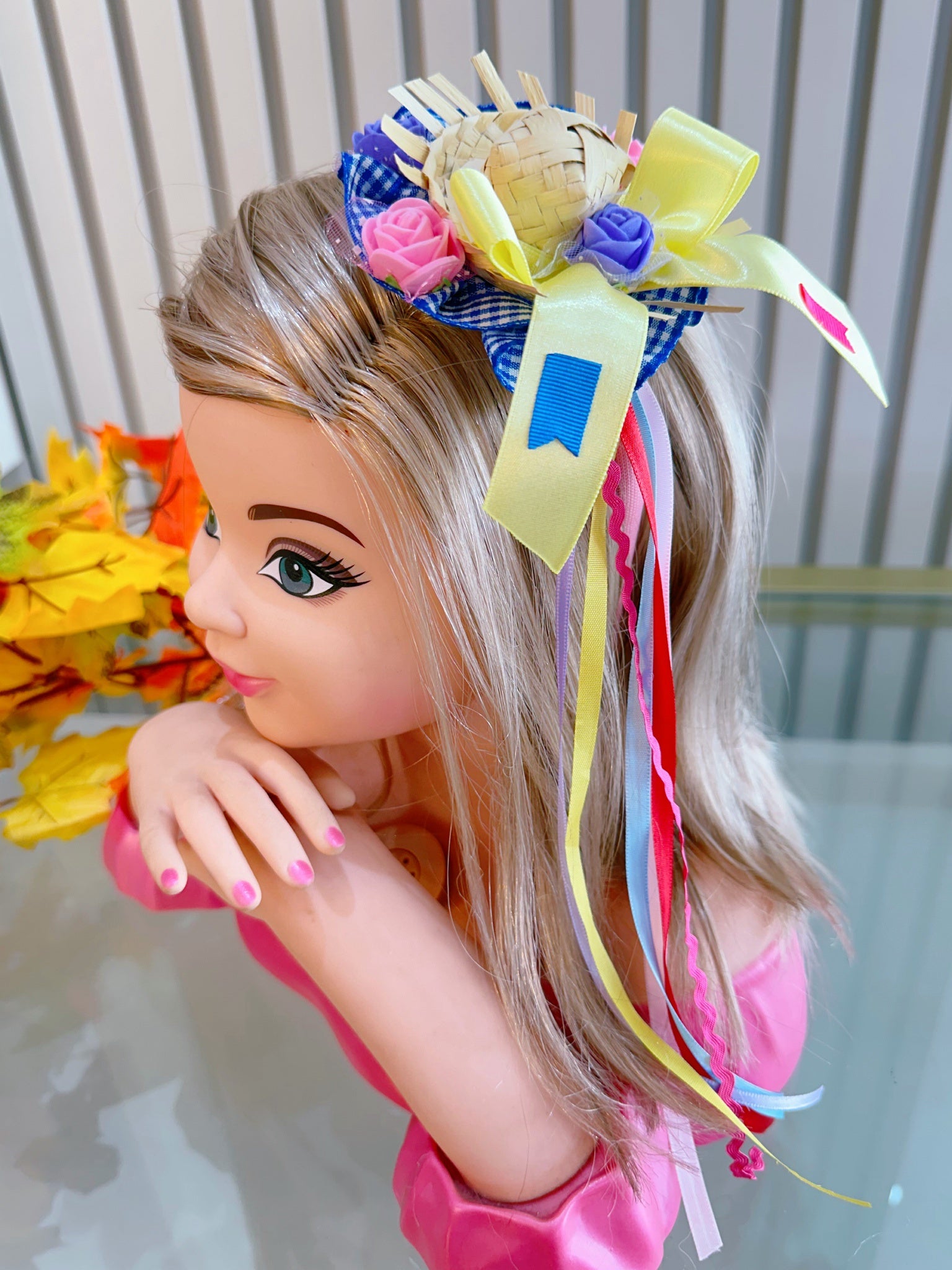 Tiara Infantil Junina C/ Florzinhas e Fitas de Cetim Colorida