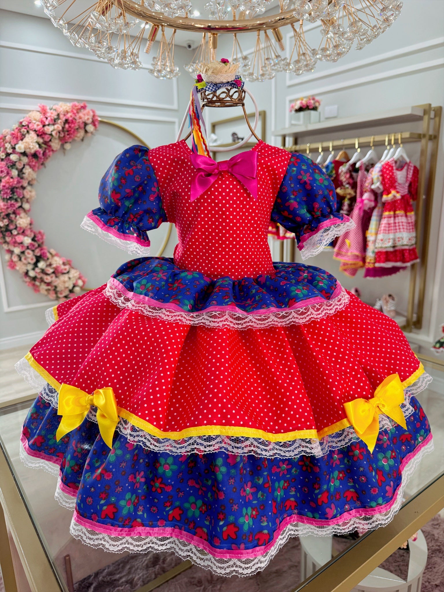 Vestido Infantil Junino Vermelho e Azul Colorido Florido