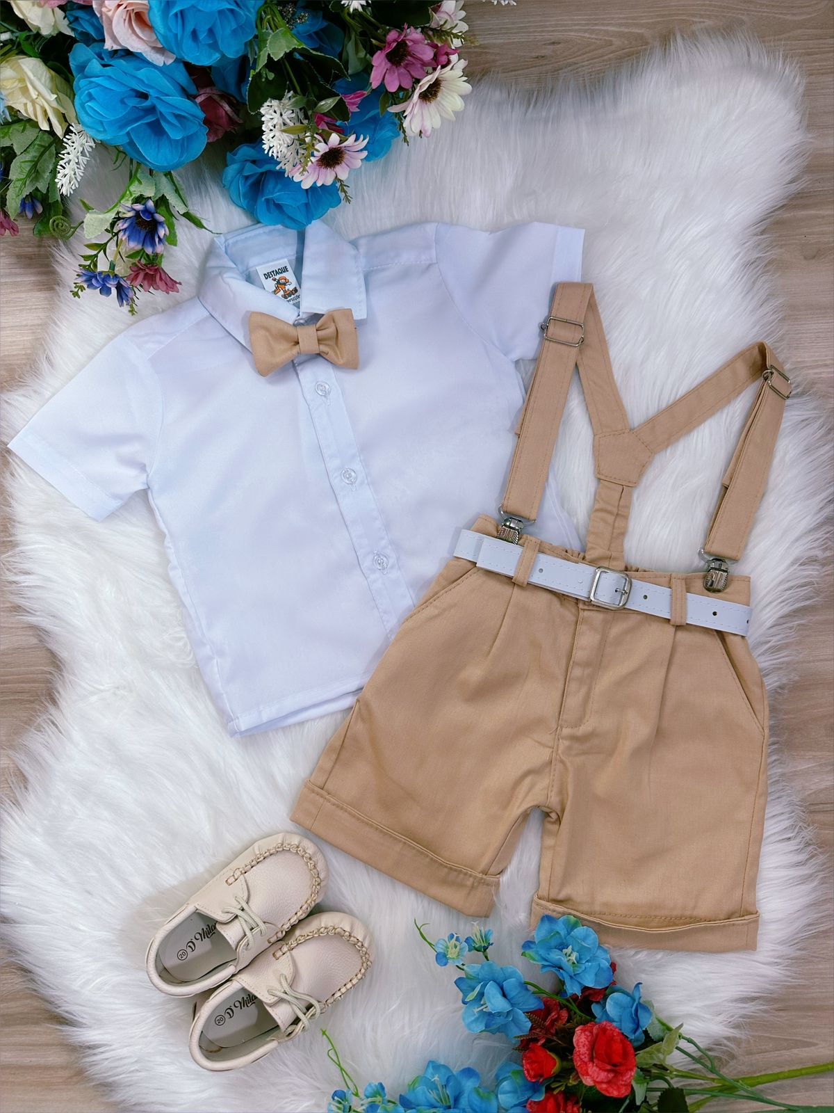 Conjunto Social Short Suspensório Gravata e Camisa Caqui