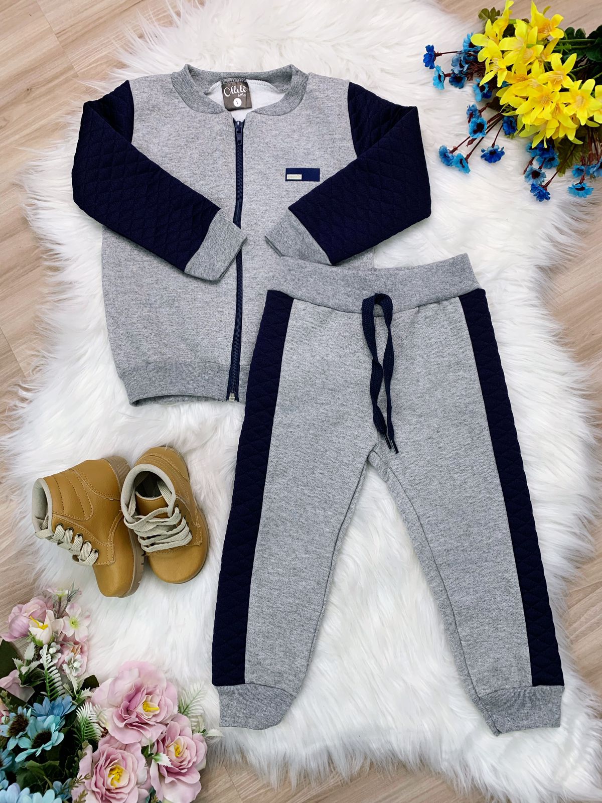 Conjunto de Moletom Jaqueta e Calça Cinza C/ Azul Marinho