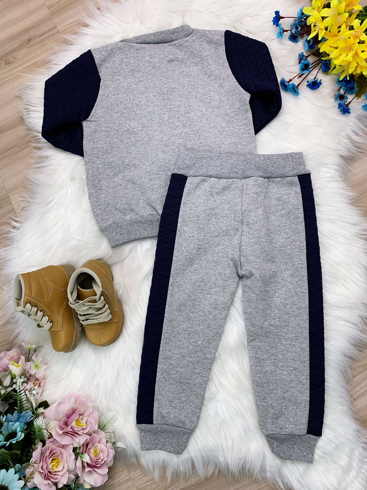 Conjunto de Moletom Jaqueta e Calça Cinza C/ Azul Marinho
