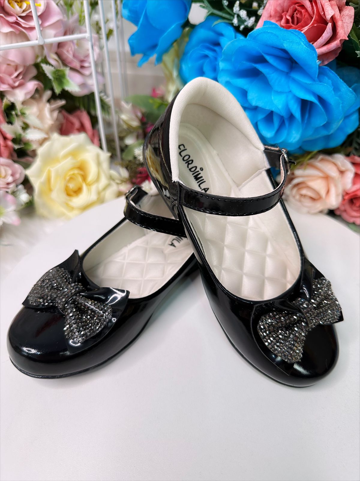 Sapatinho Preto Verniz Com Lacinho Strass Luxo