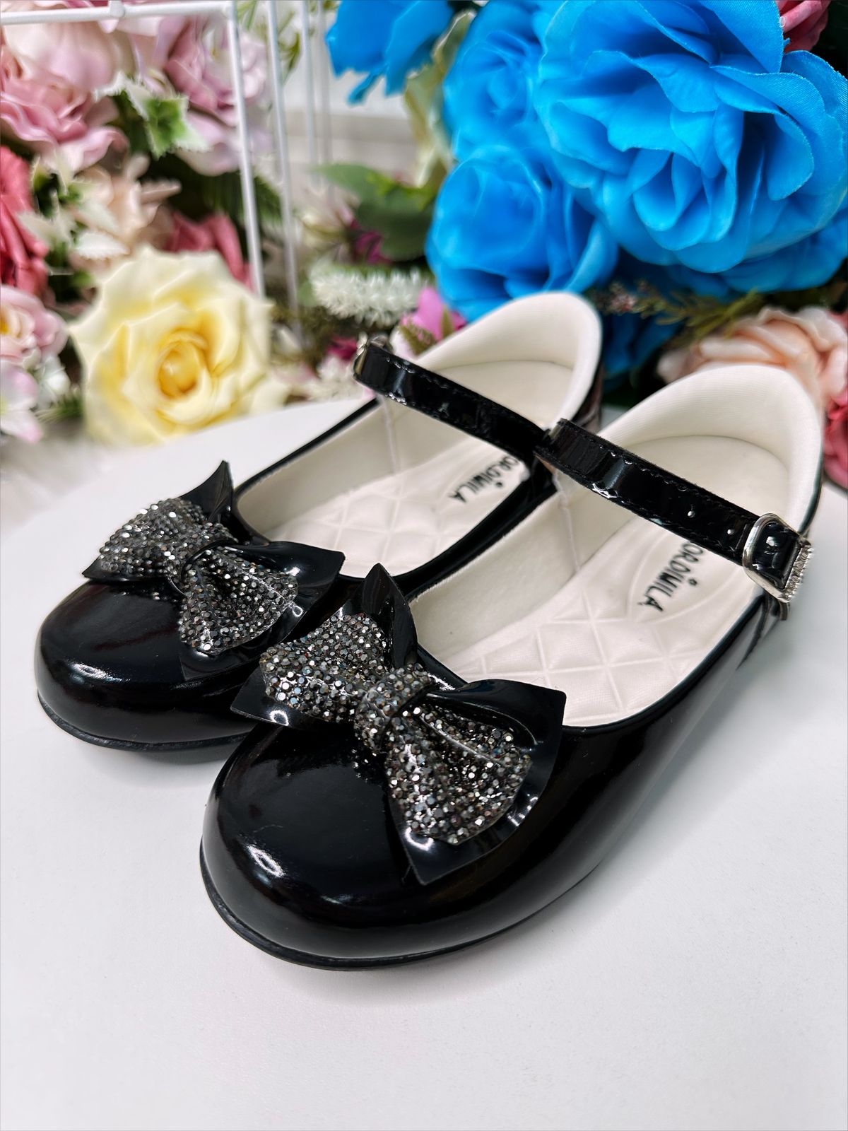 Sapatinho Preto Verniz Com Lacinho Strass Luxo