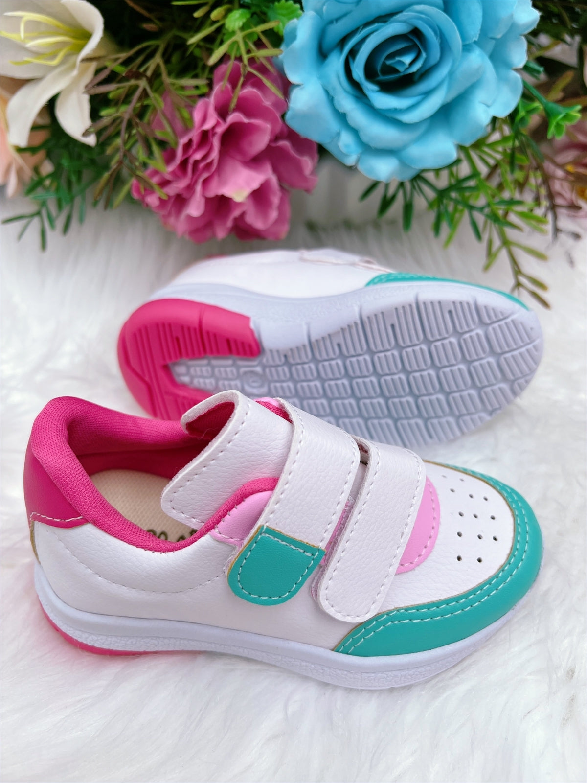 Tênis Infantil Branco e Verde C/ Velcro Meninas