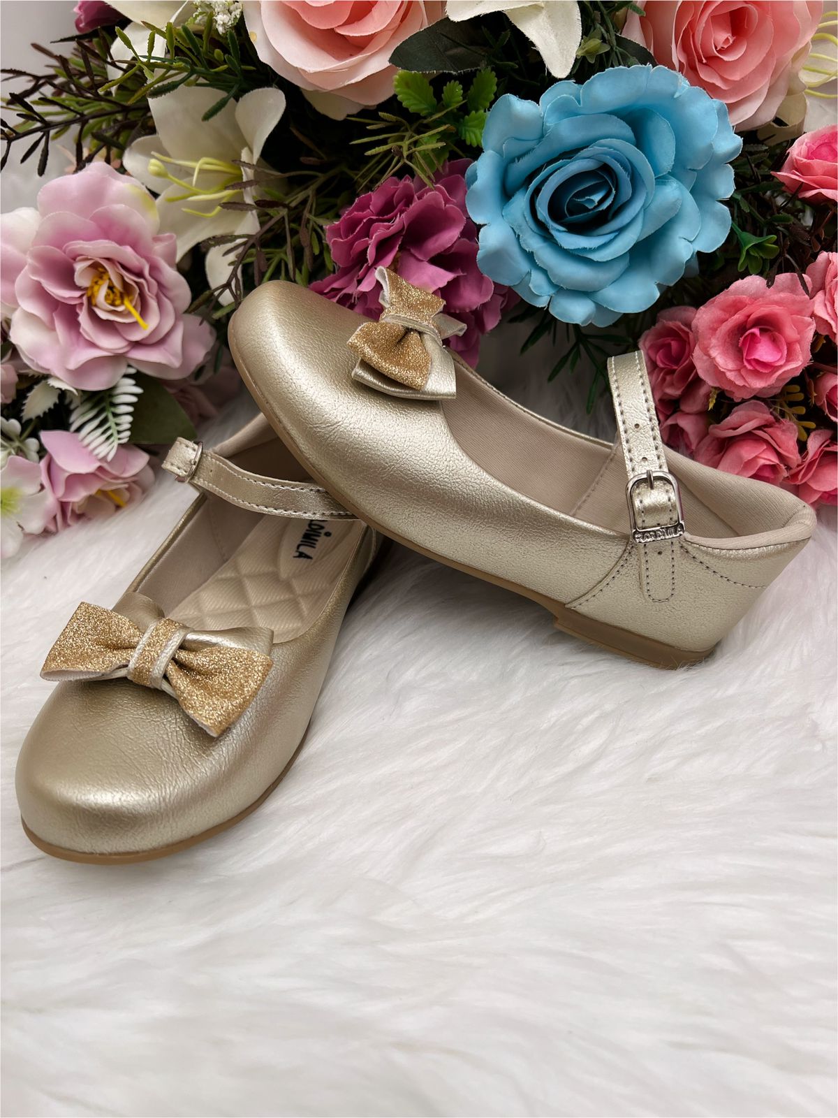 Sapatinho Dourado Fosco Luxo Com Laço Glitter