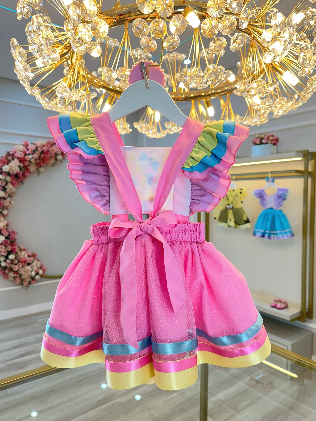 Romper Circo Chuva de Amor Acompanha Chapélzinho como Laço