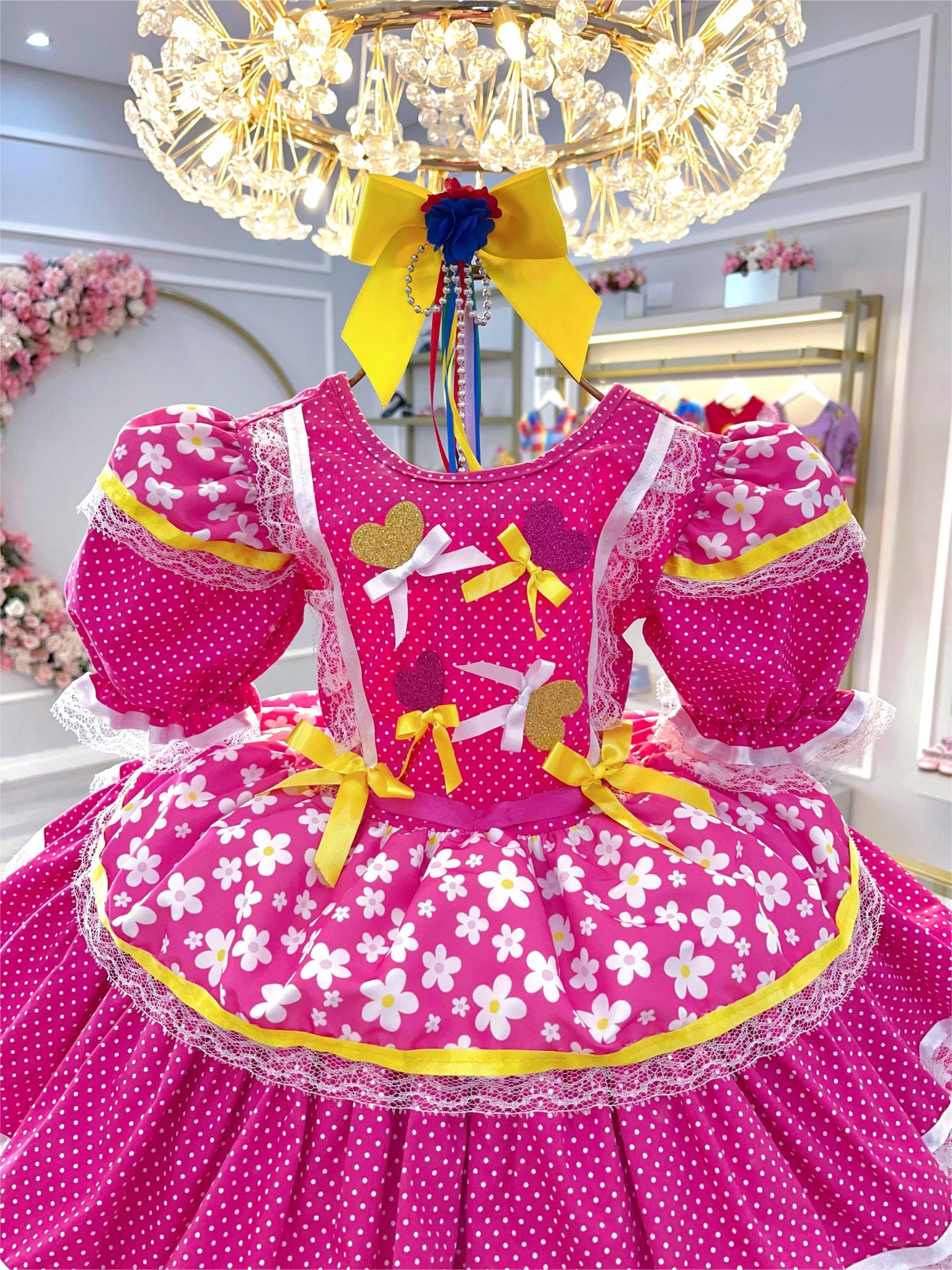 Fantasia Junino Arraiá Festa Rosa Com Desenhos Florzinhas