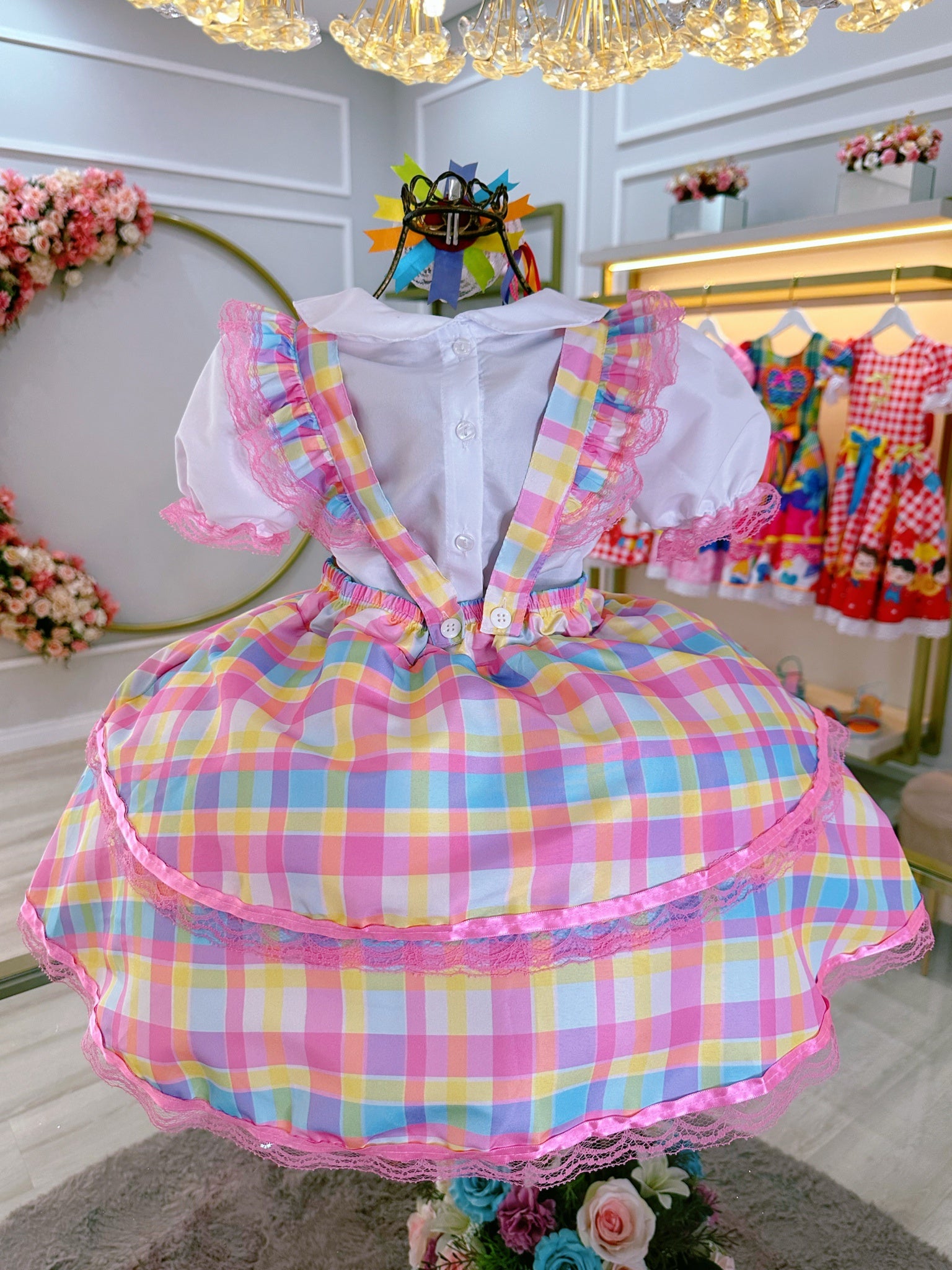 Conjunto Infantil Junino Camisa e Salopete Xadrez Rosa Estampado