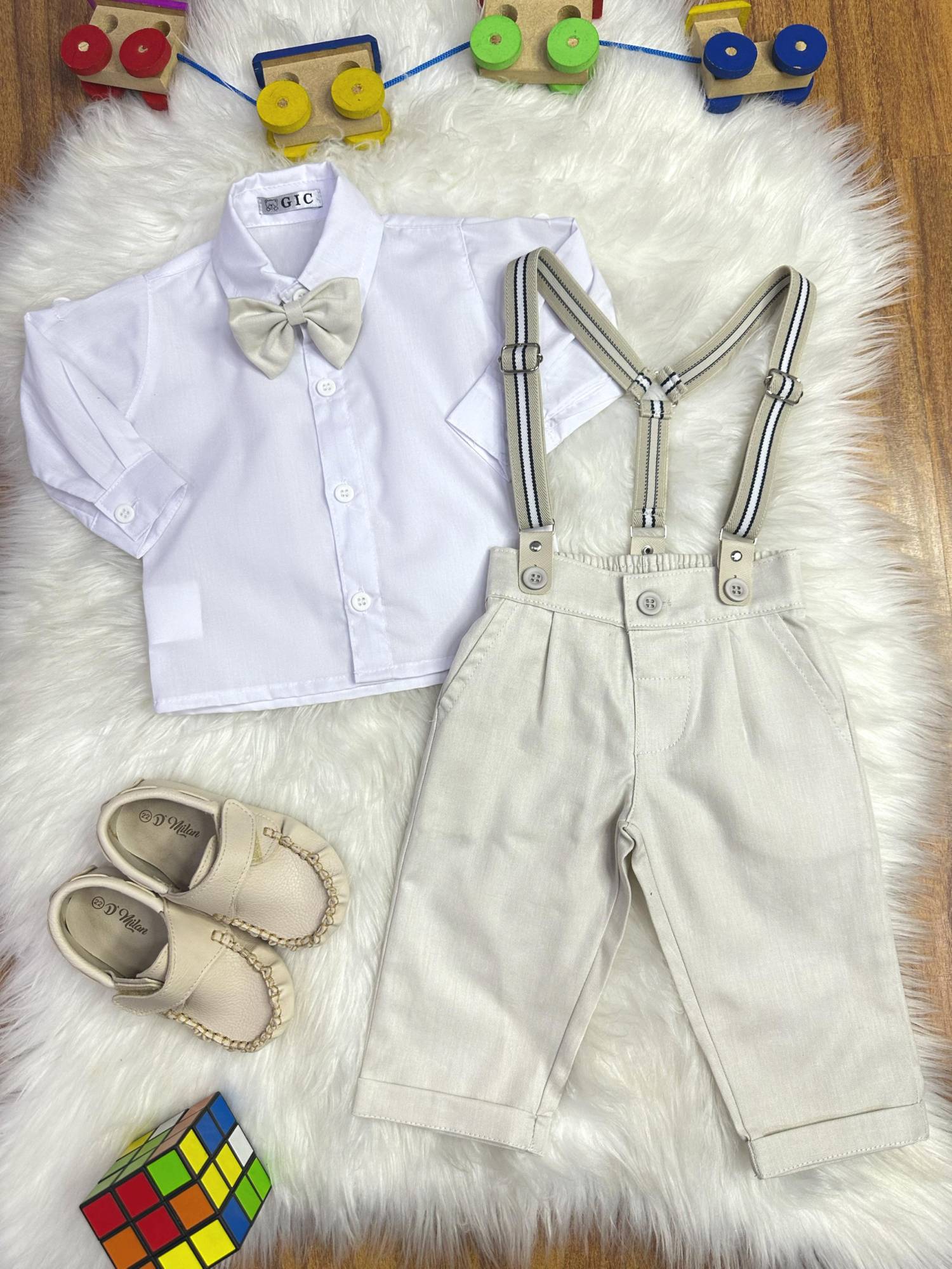 Conjunto Social Bebê Calça Susp.Bege e Camisa Branca
