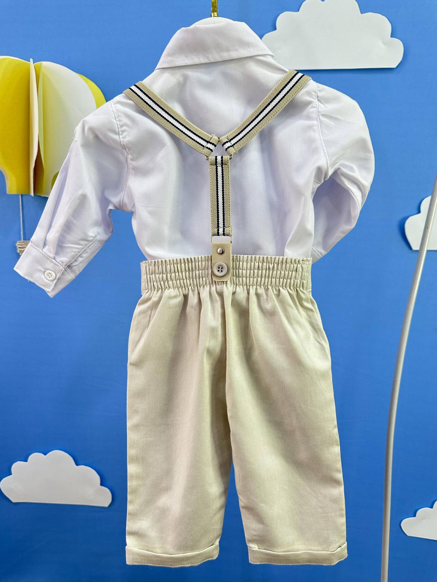 Conjunto Social Bebê Calça Susp.Bege e Camisa Branca