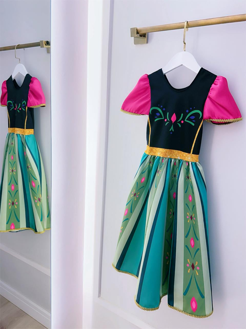 Vestido Fantasia Infantil Princesas Frozen Elsa Anna Festas