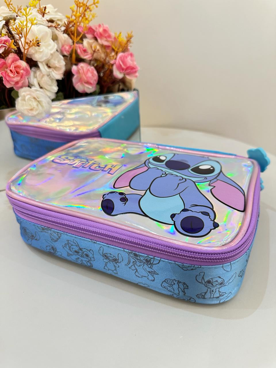 Kit Infantil Mochila rodinhas + Estojo do Lilo Stitch e Angel Azul