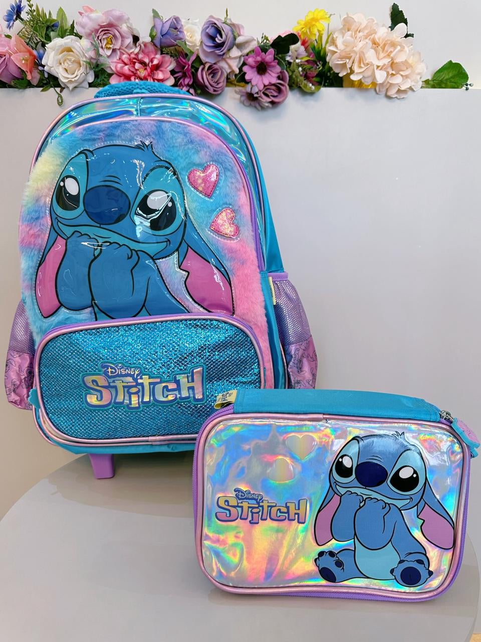 Kit Infantil Mochila rodinhas + Estojo do Lilo Stitch e Angel Azul