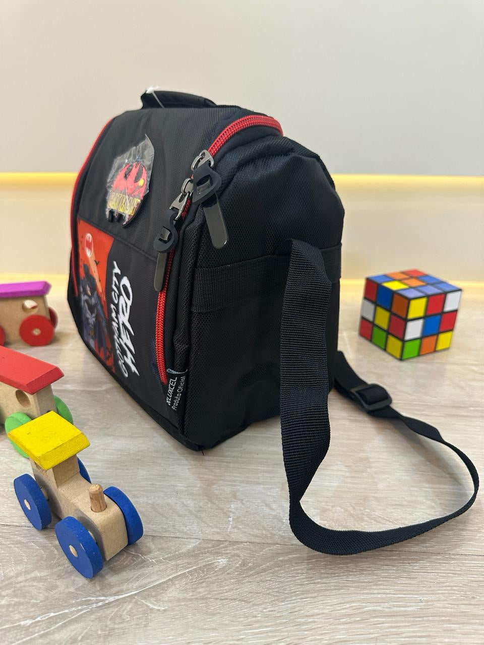 Lancheira Infantil do Batman Preta e Vermelha