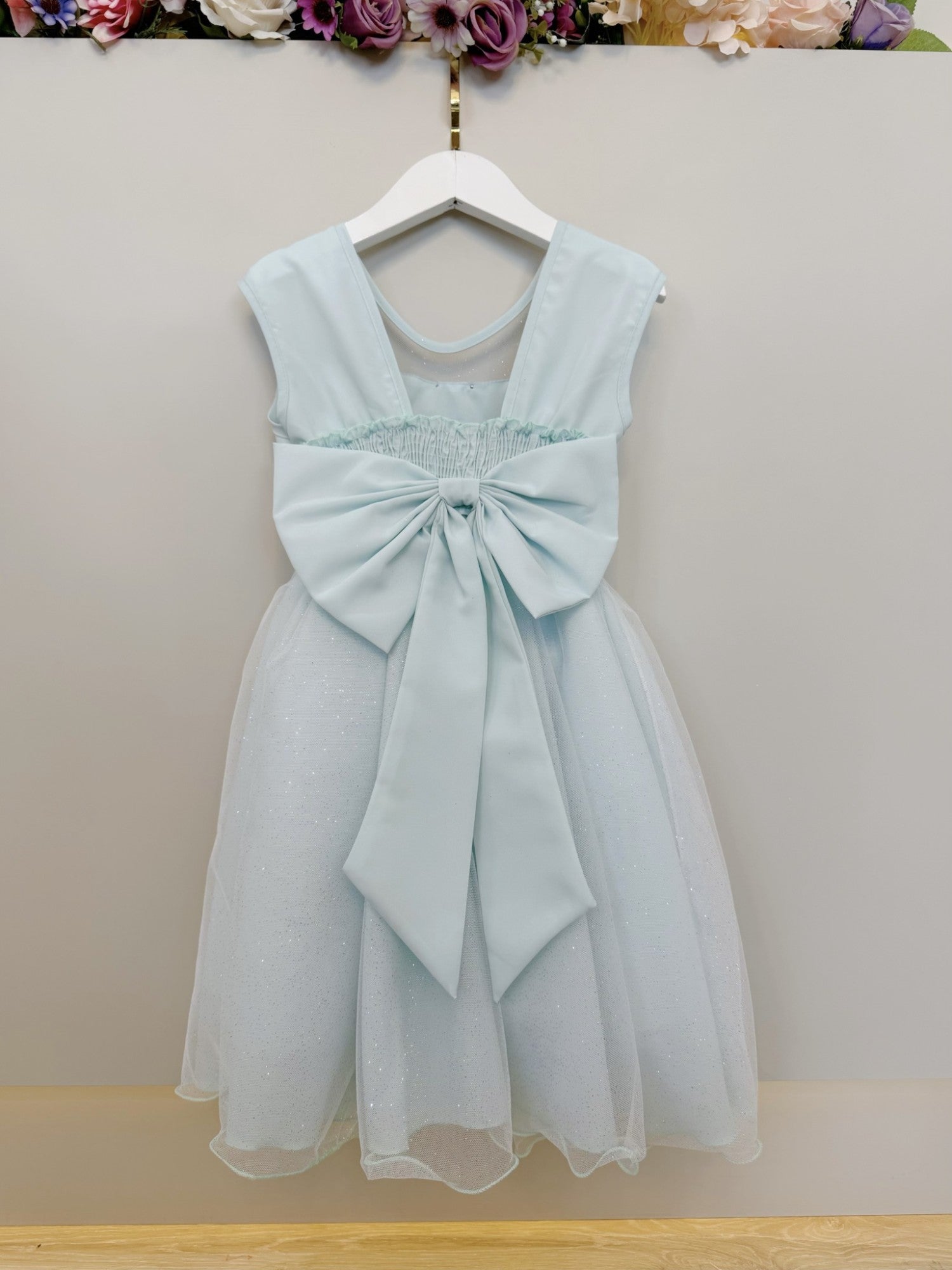 Vestido Infantil Verde Claro Pérolas Saia C/ Glitter Daminhas