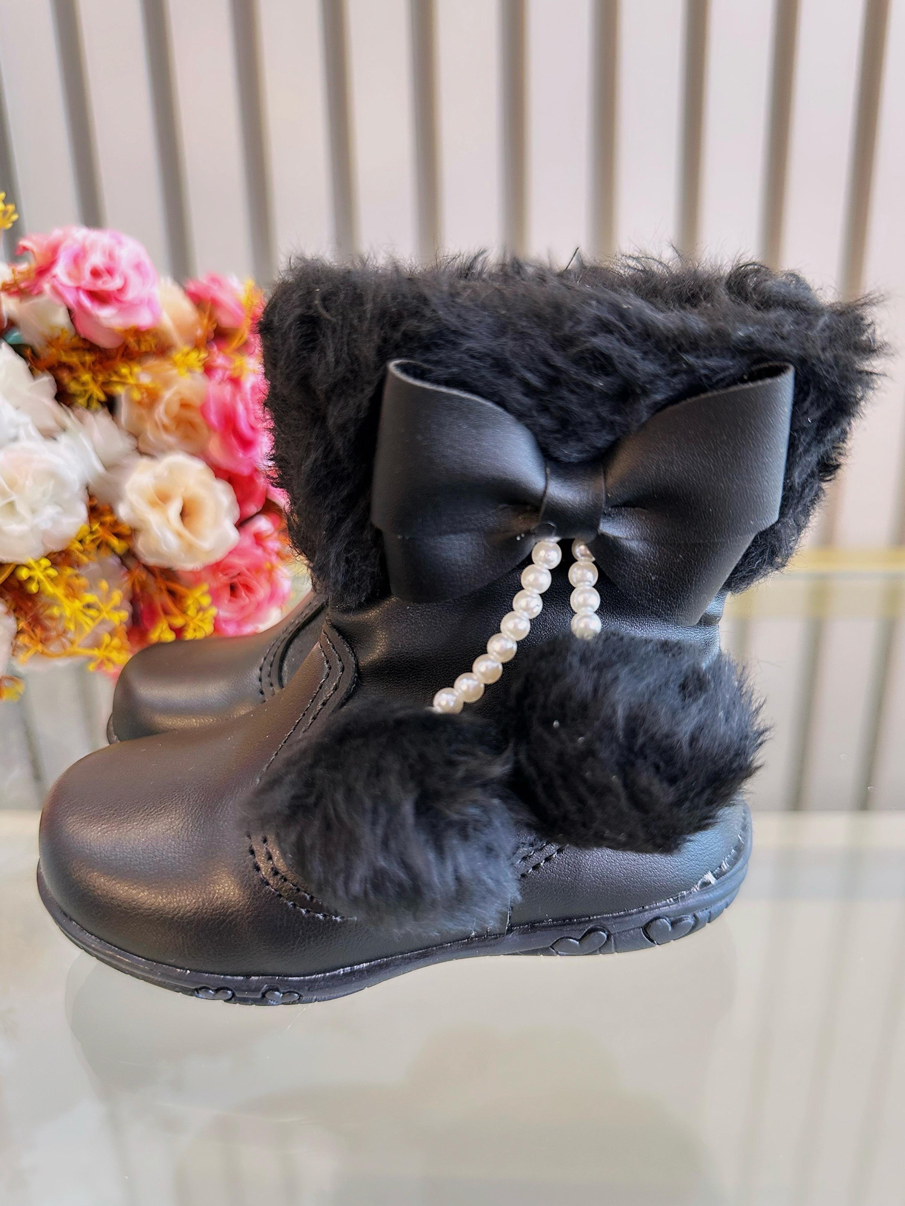 Botinha Infantil Preto Laço e Pompom Com Zíper Super Luxo