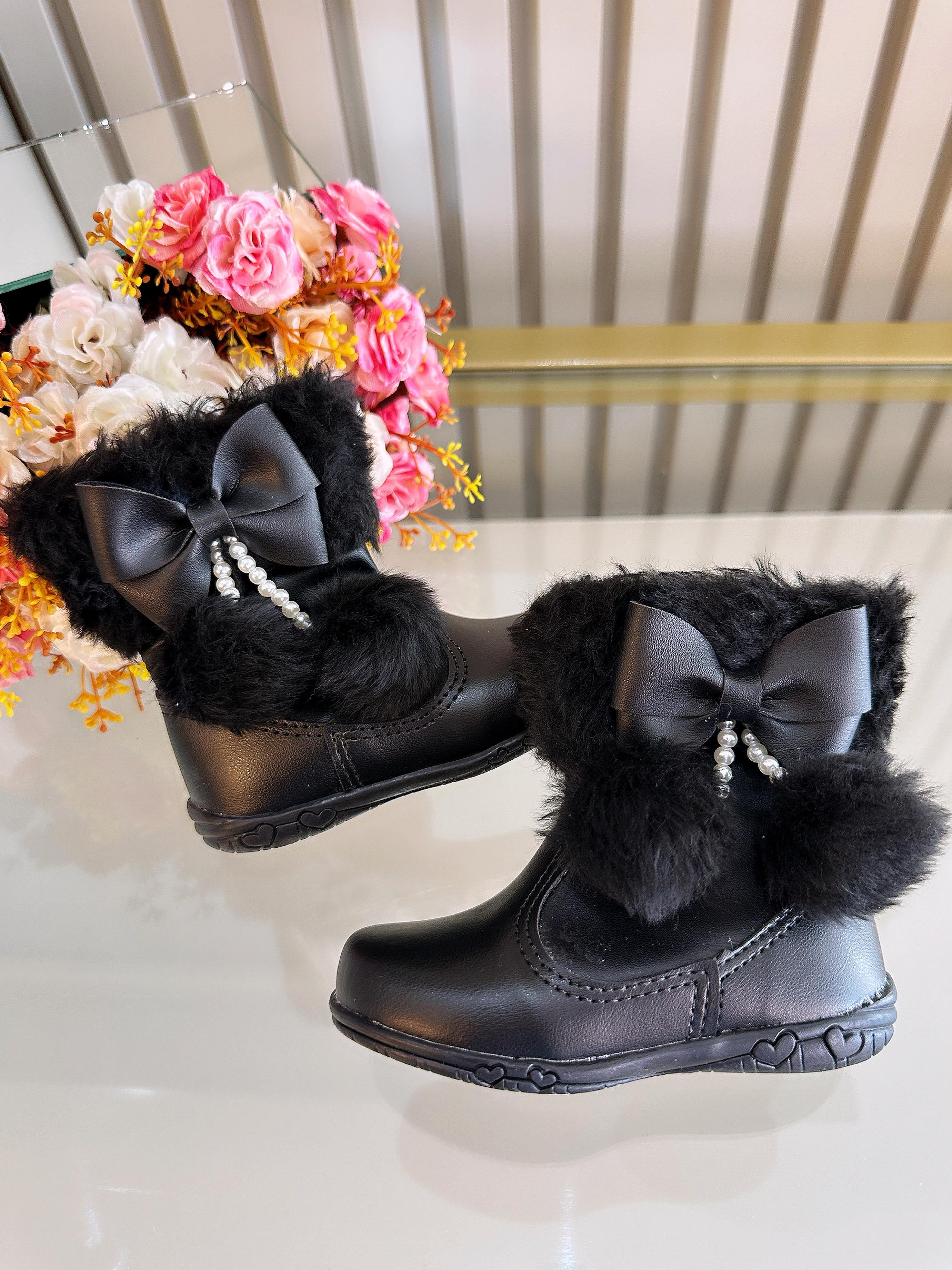 Botinha Infantil Preto Laço e Pompom Com Zíper Super Luxo