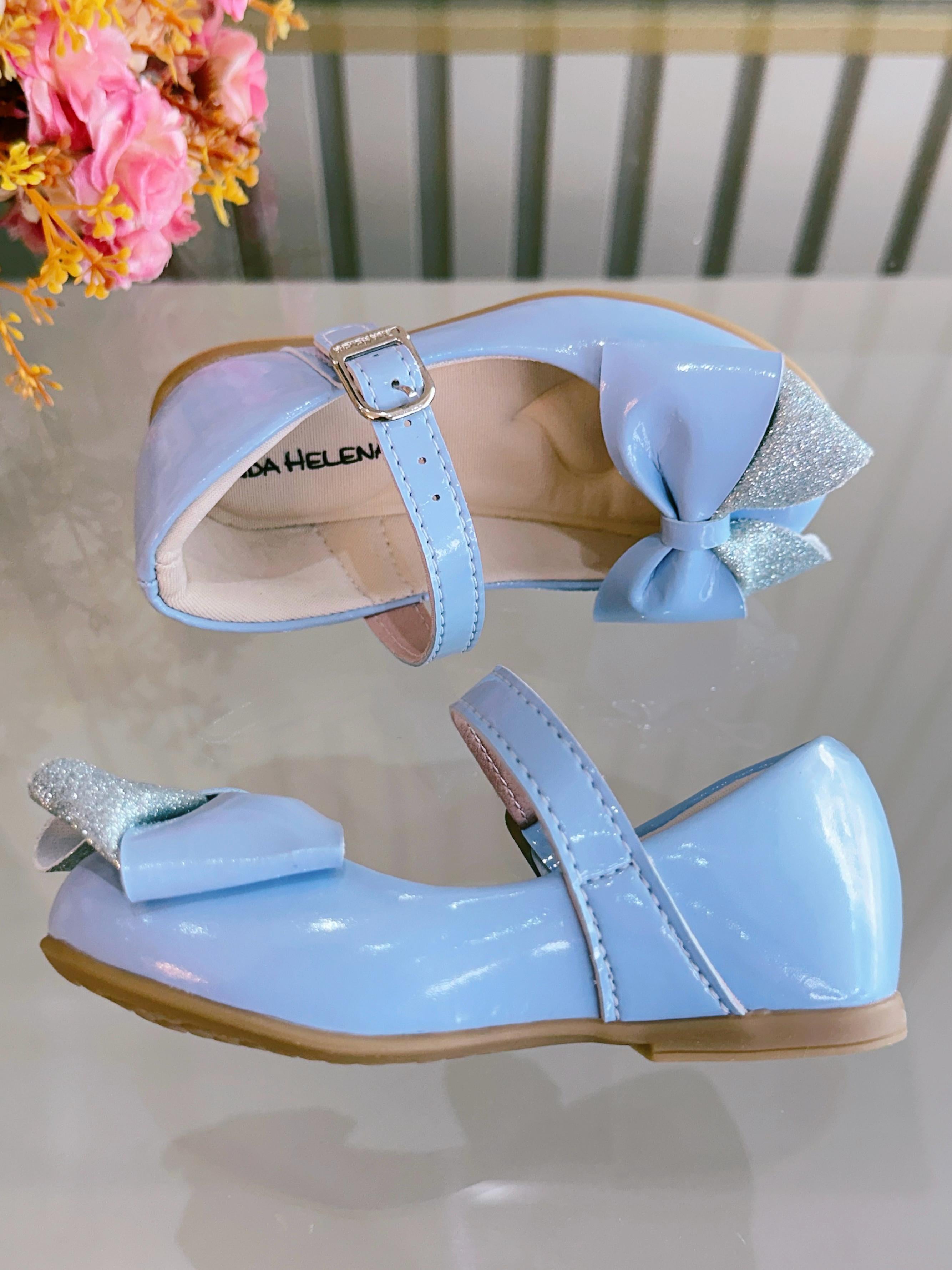 Sapatinho Azul Verniz Com Aplique de Lacinho Luxo